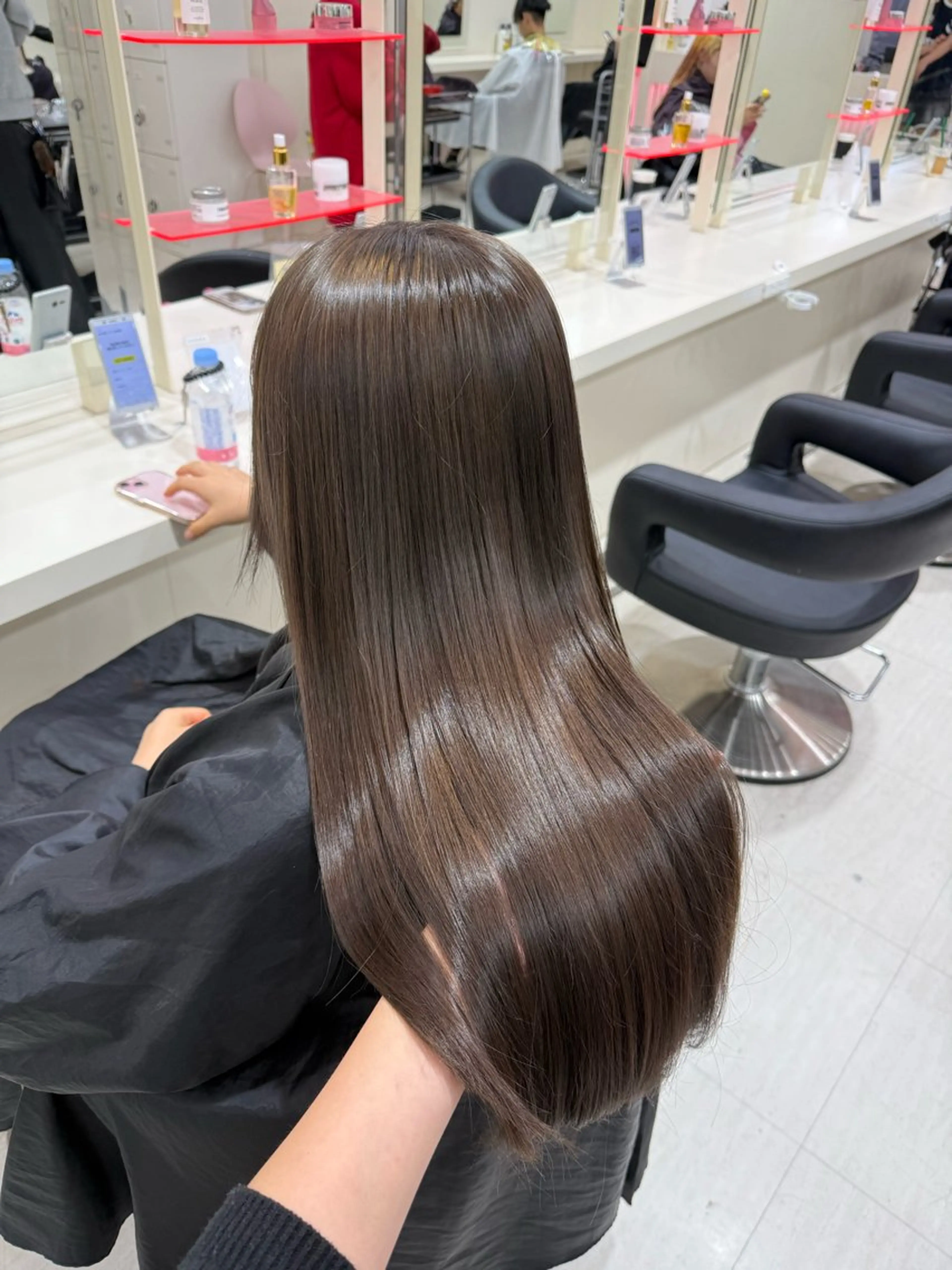 ロング カラー ヘアアレンジ 韓国レイヤー＆ピンク 艶髪🩶maikoのヘアスタイル