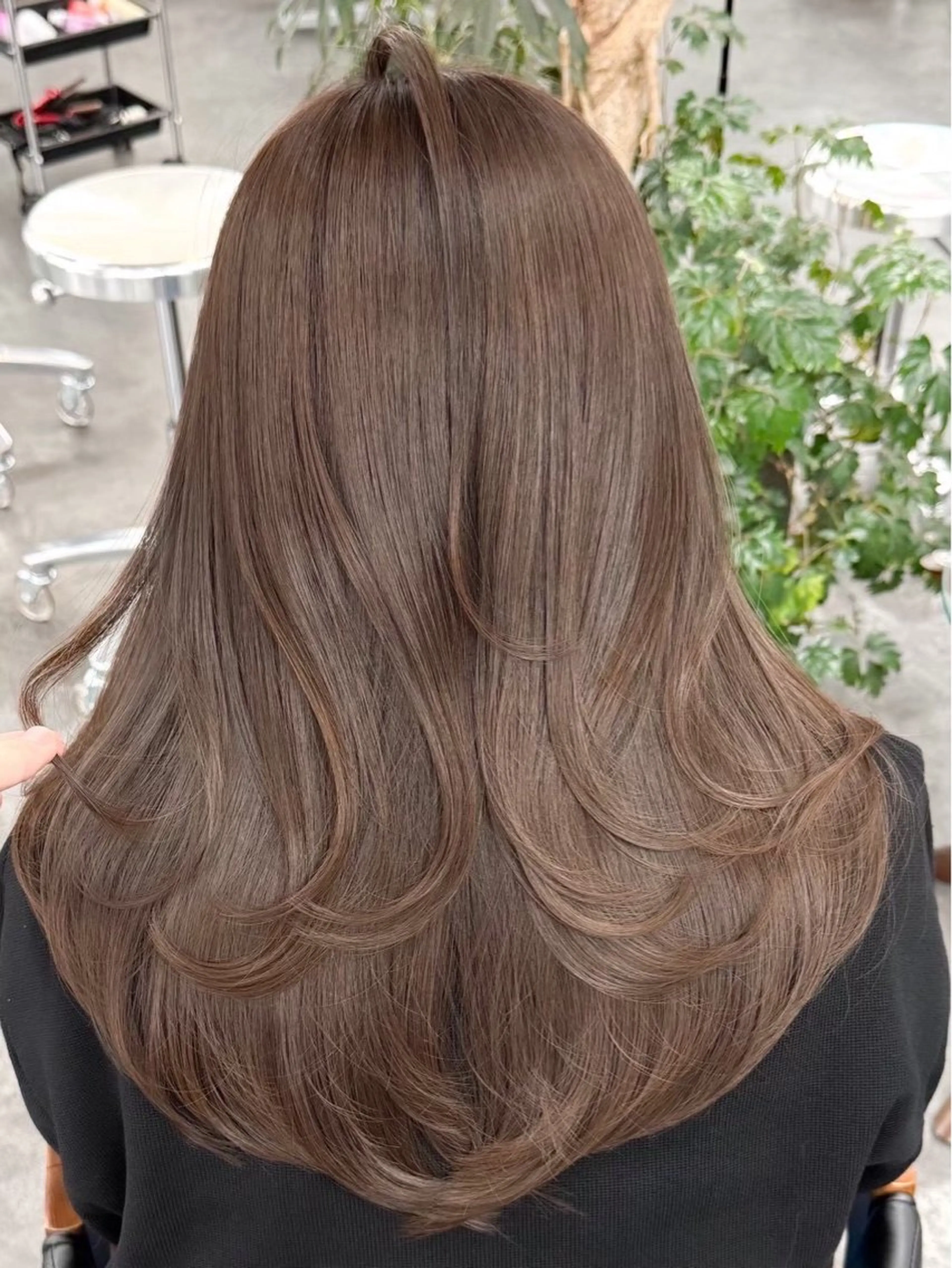 ロング カラー ヘアカラー トリートメント 新保 啓介のヘアスタイル