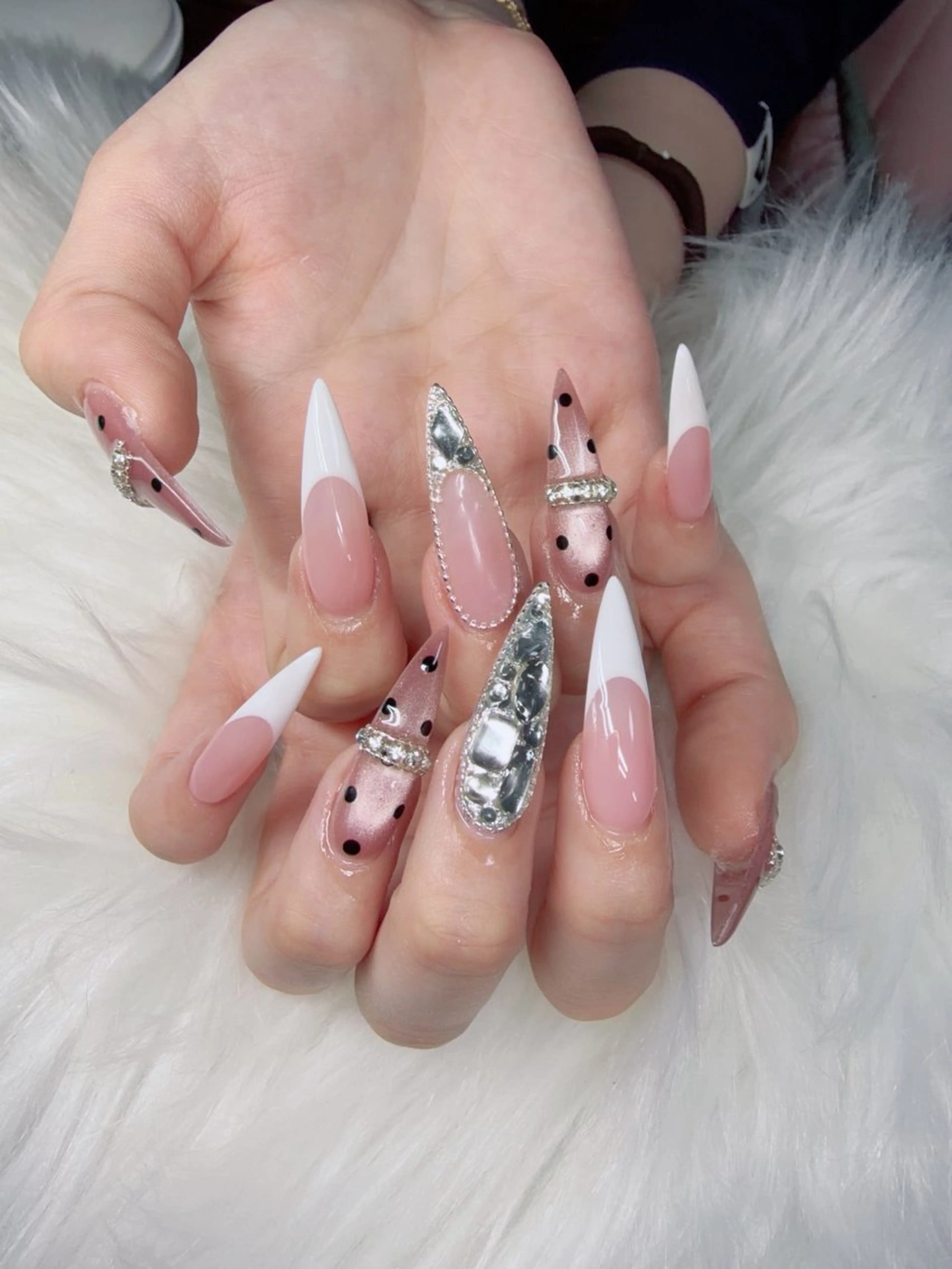 ネイル アートネイル オーロラネイル チークネイル 長さ出し フットネイル ハンドネイル Chan nailsのネイルデザイン