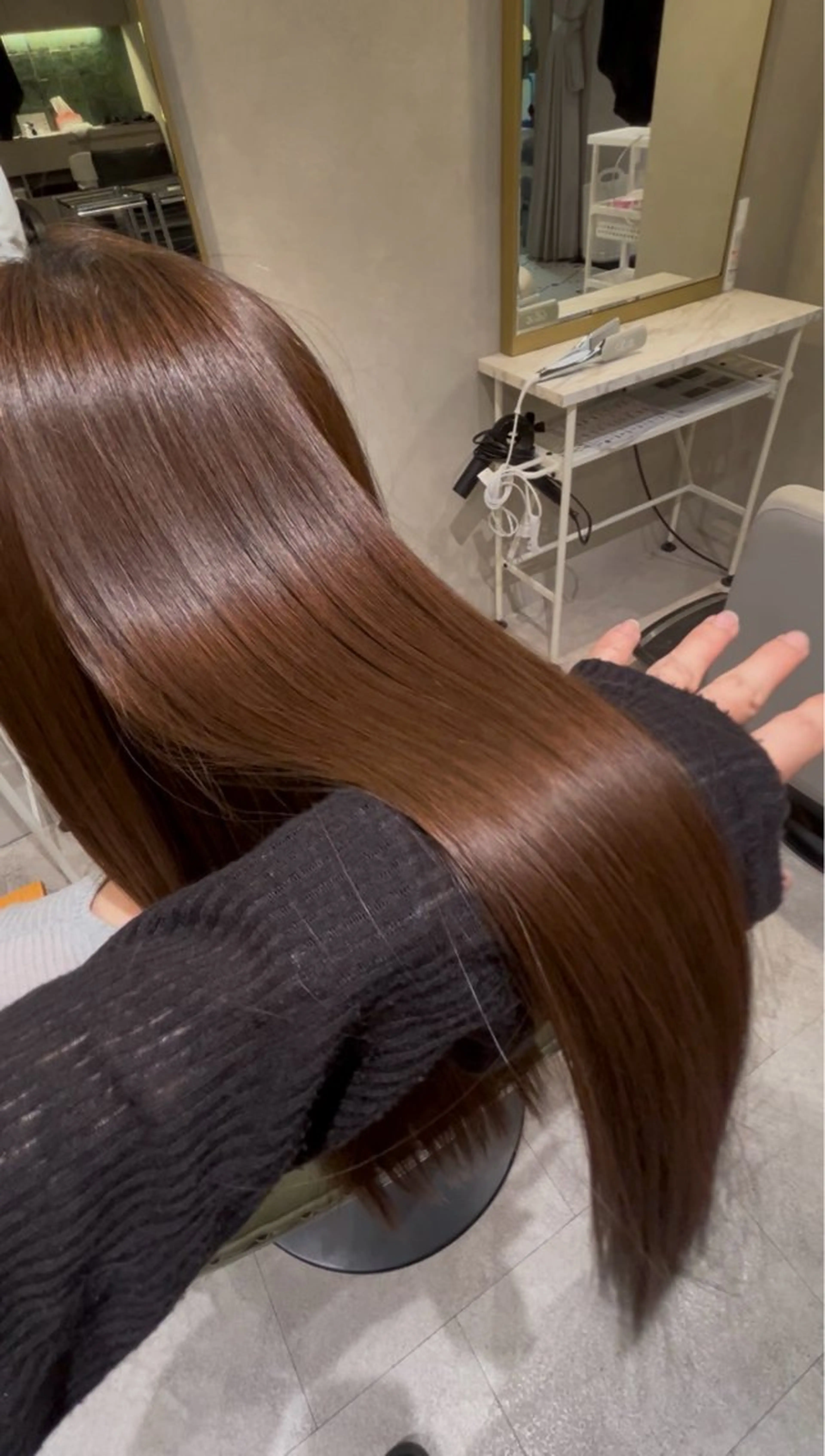 ロング トリートメント 新宿/ヘアカラー AiNAのヘアスタイル