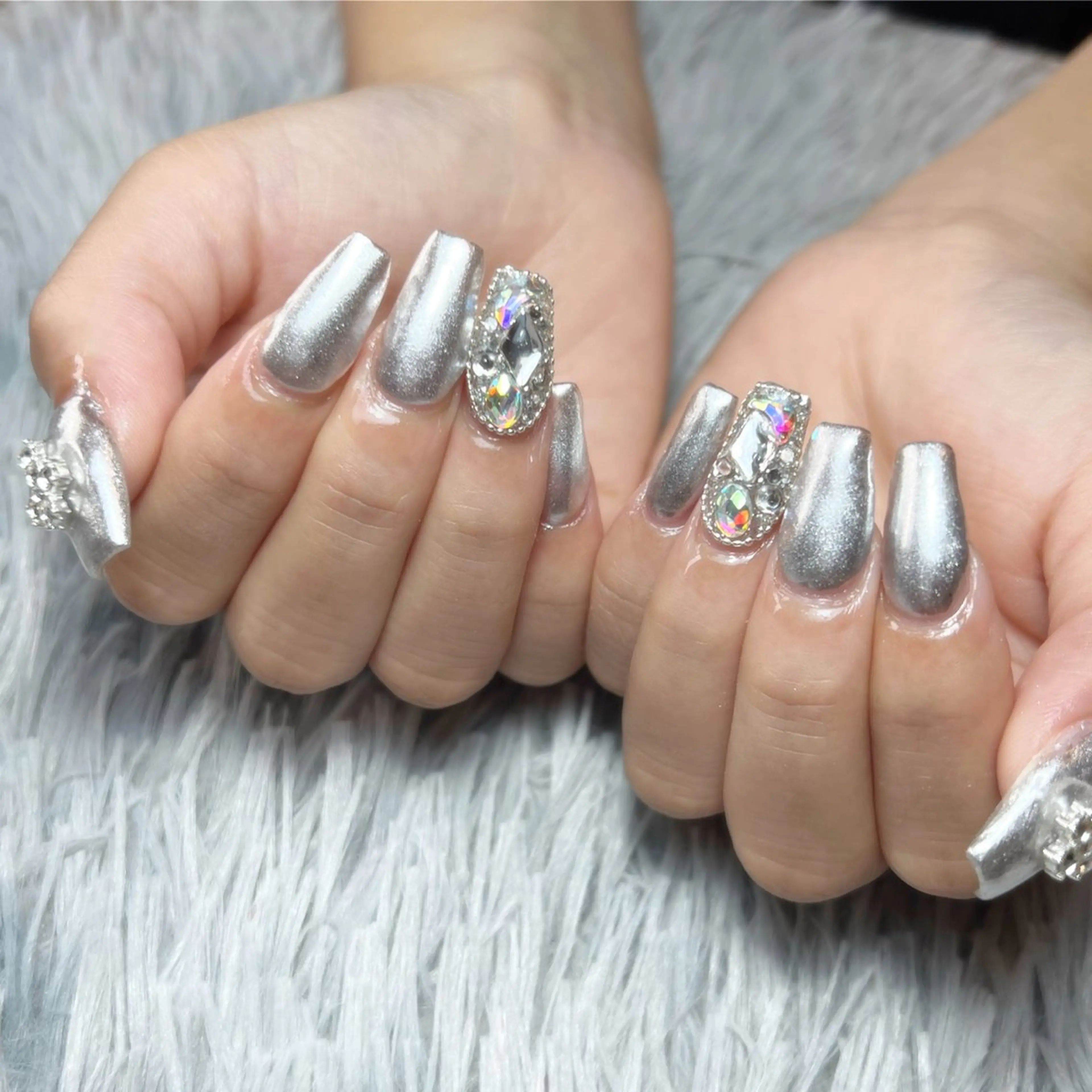 ネイル スカルプネイル ハンドネイル シェヌネイル JURAのネイルデザイン