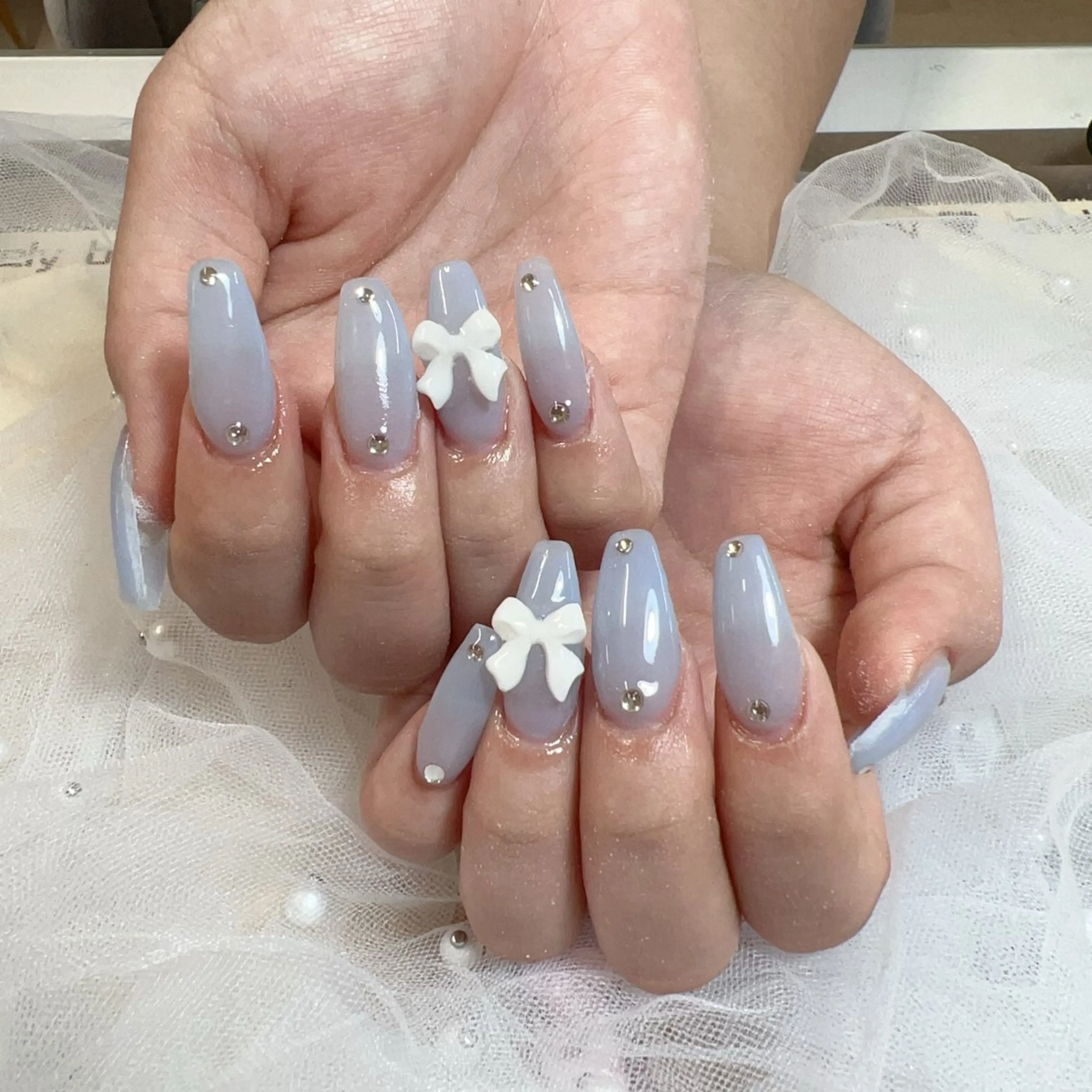 ネイル オーロラネイル ガーリー ハート 韓国ネイル マグネットネイル ハンドネイル 🎀nana🫧 ワンホンネイル🎀のネイルデザイン