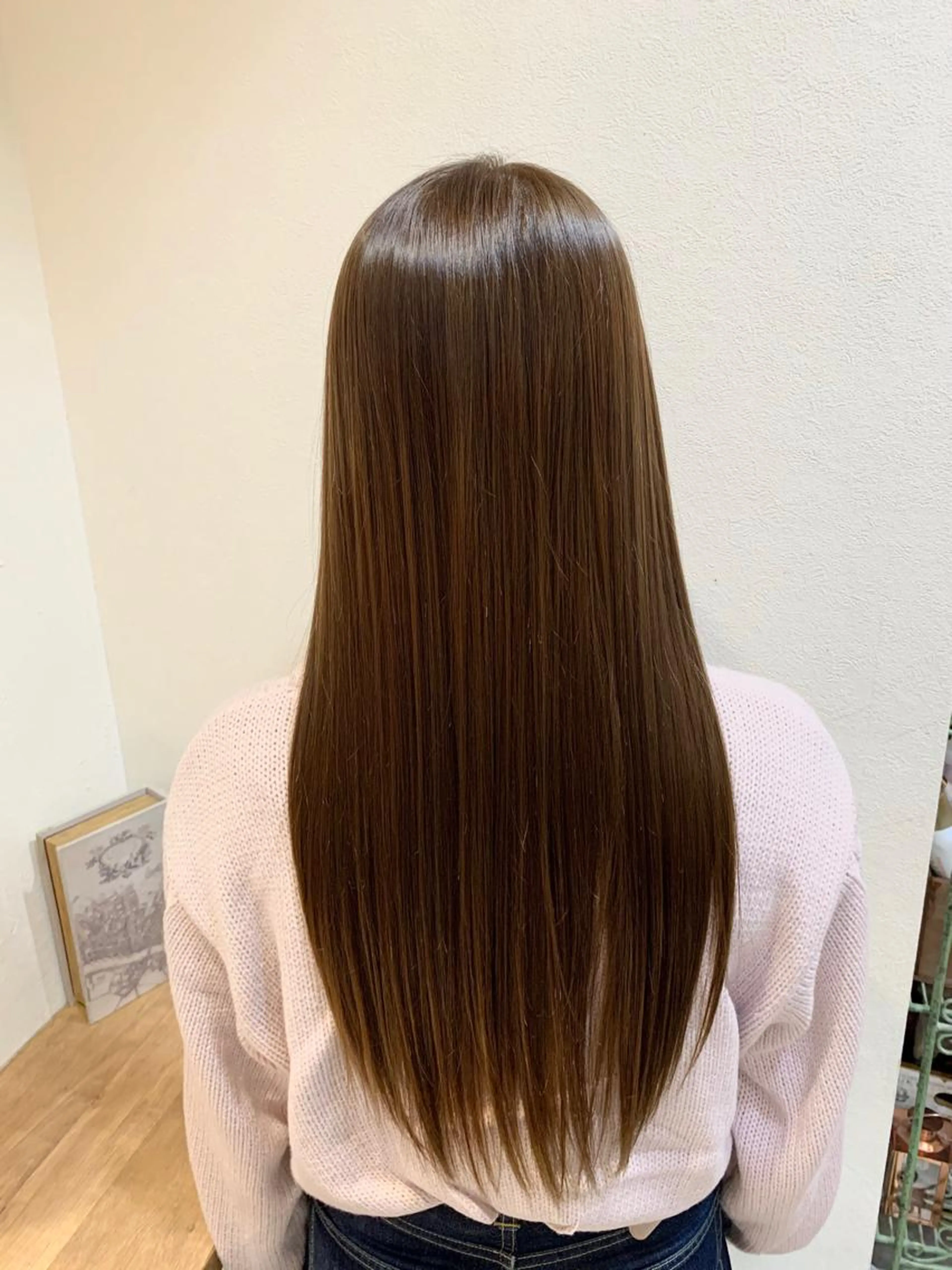 メンテナンスカット+艶カラー＋アルカリ酸熱トリートメントの写真