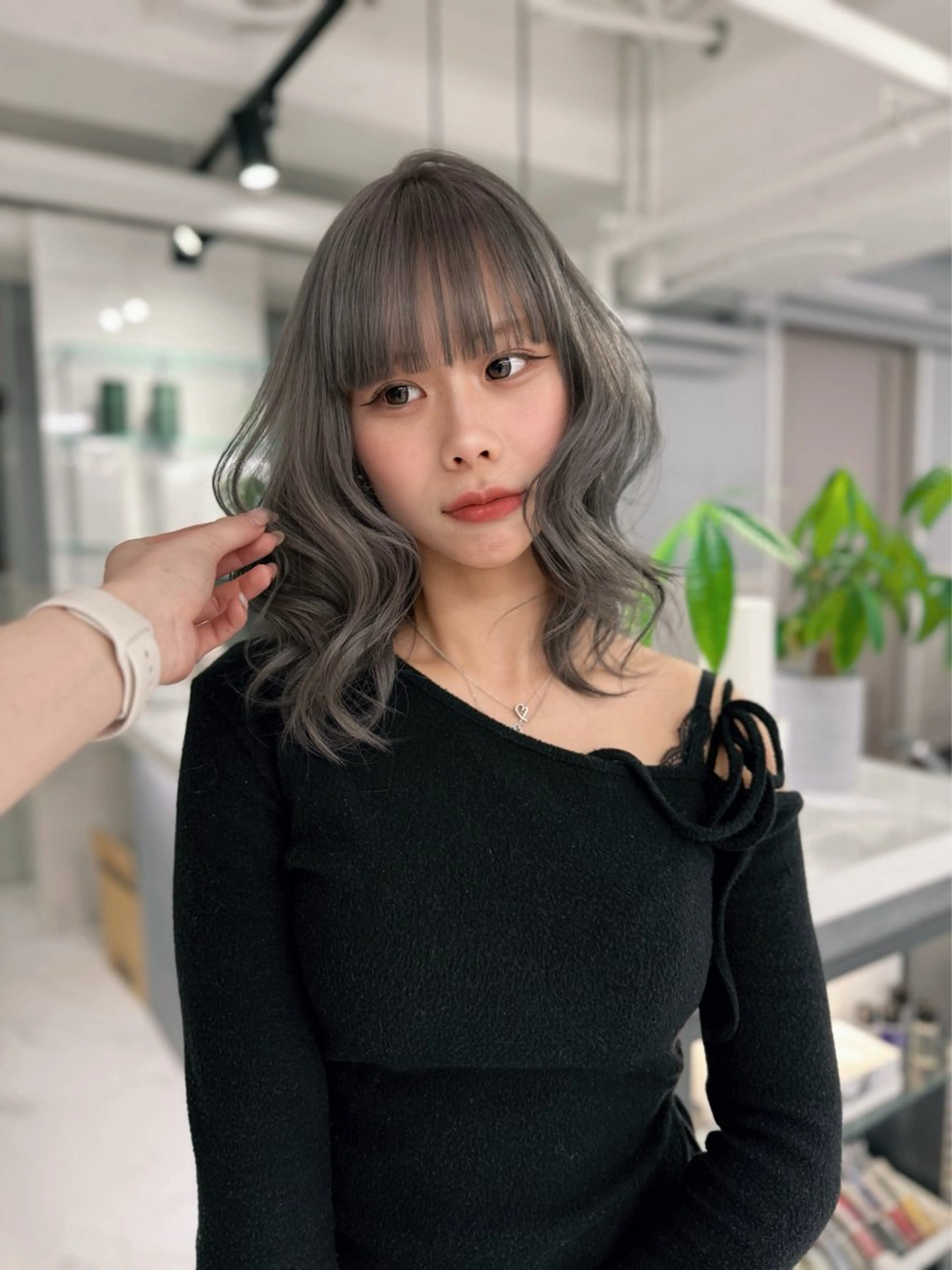 ヘアカラー sena⌇ベージュ⌇ ブリーチなしWカラーのヘアスタイル