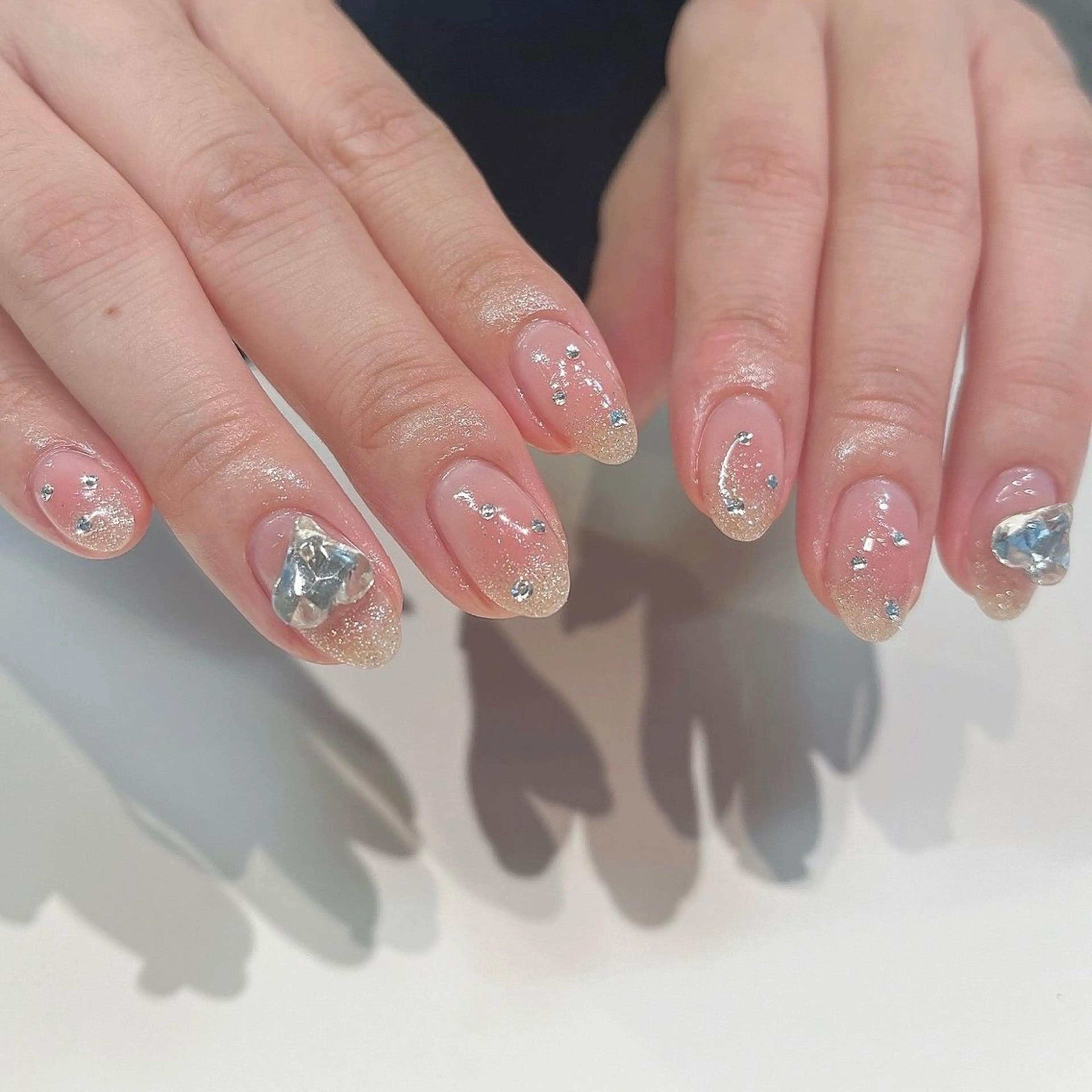 ネイル オーロラネイル 長さ出し フレンチネイル ジェルネイル ガラスフレンチ Rela・S NAILのネイルデザイン