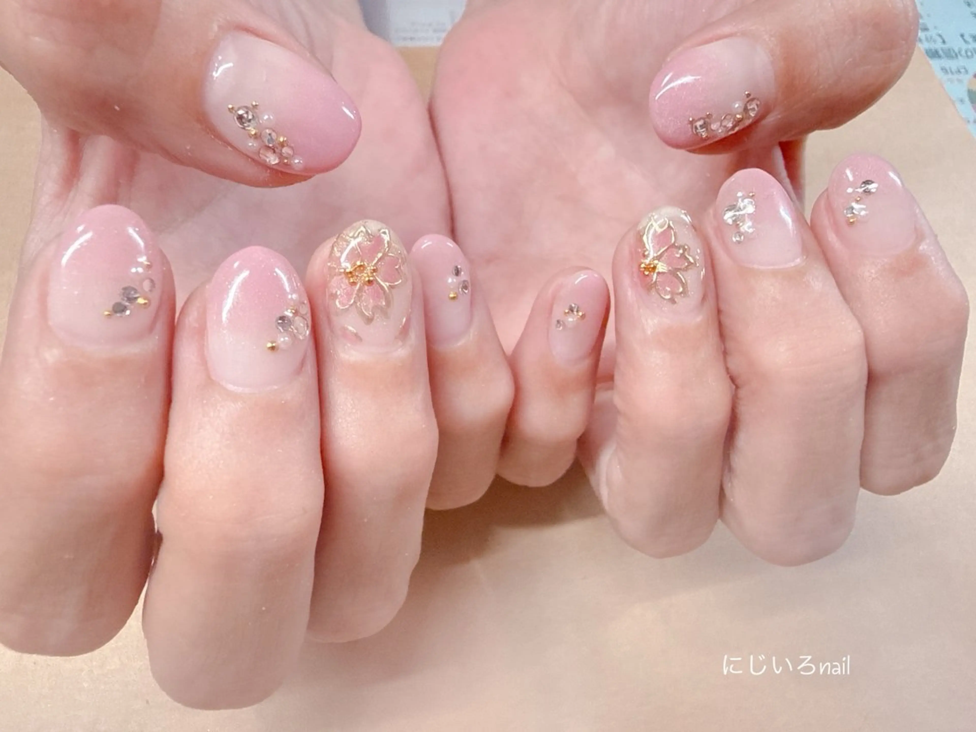 ネイル にじいろ nailのネイルデザイン
