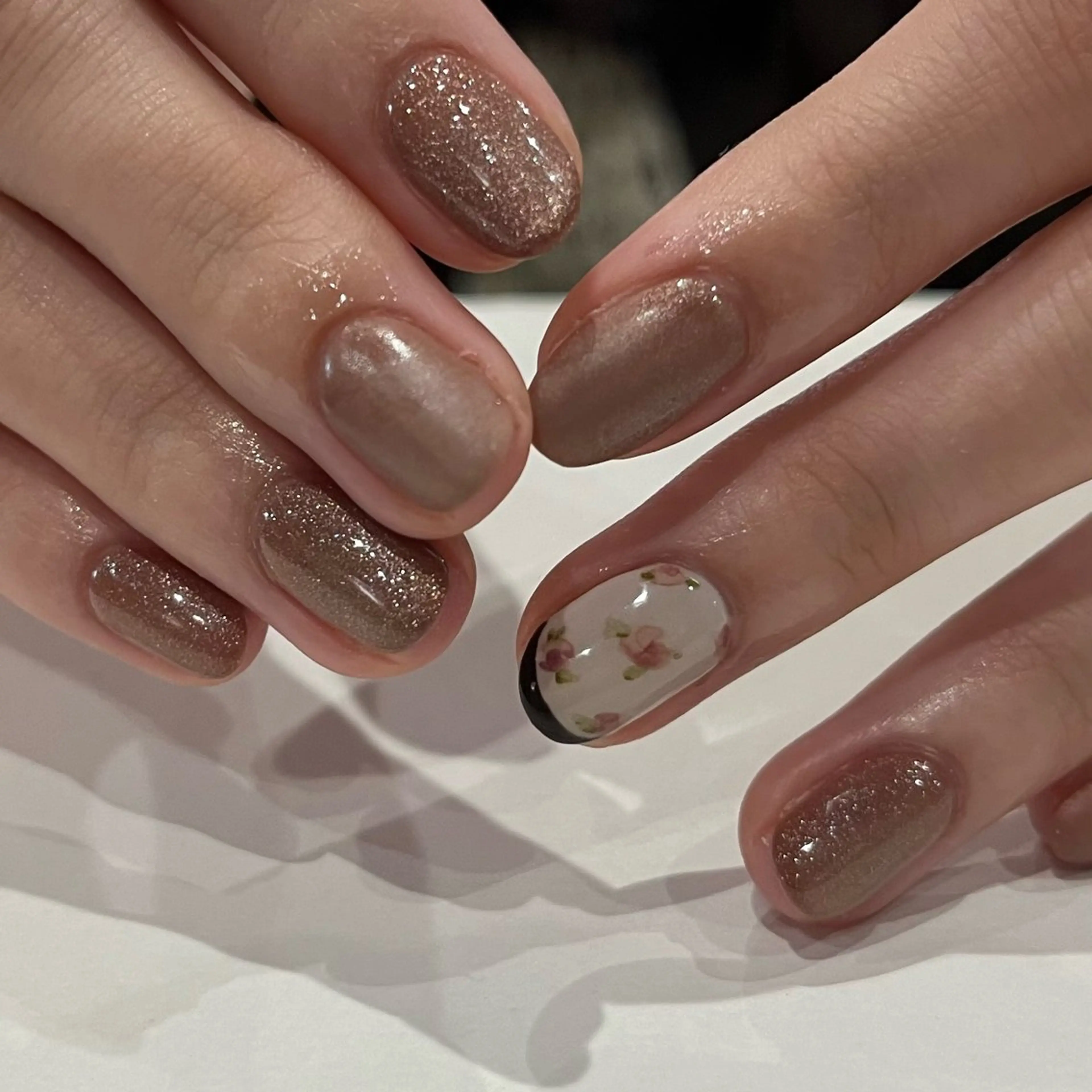 ネイル ハンドネイル scré as Ételのネイルデザイン