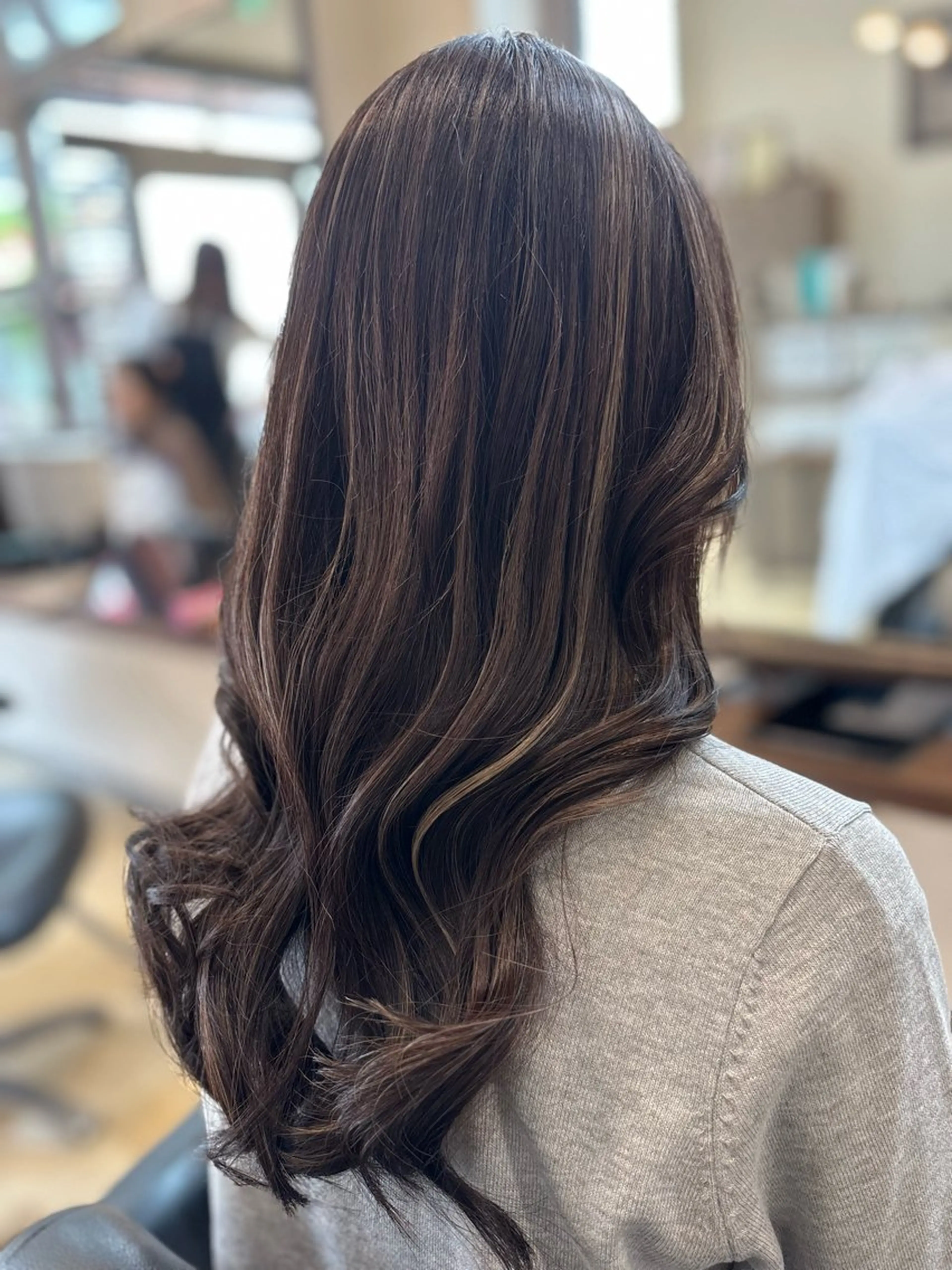 ロング ハイライト 💛 みおのヘアスタイル