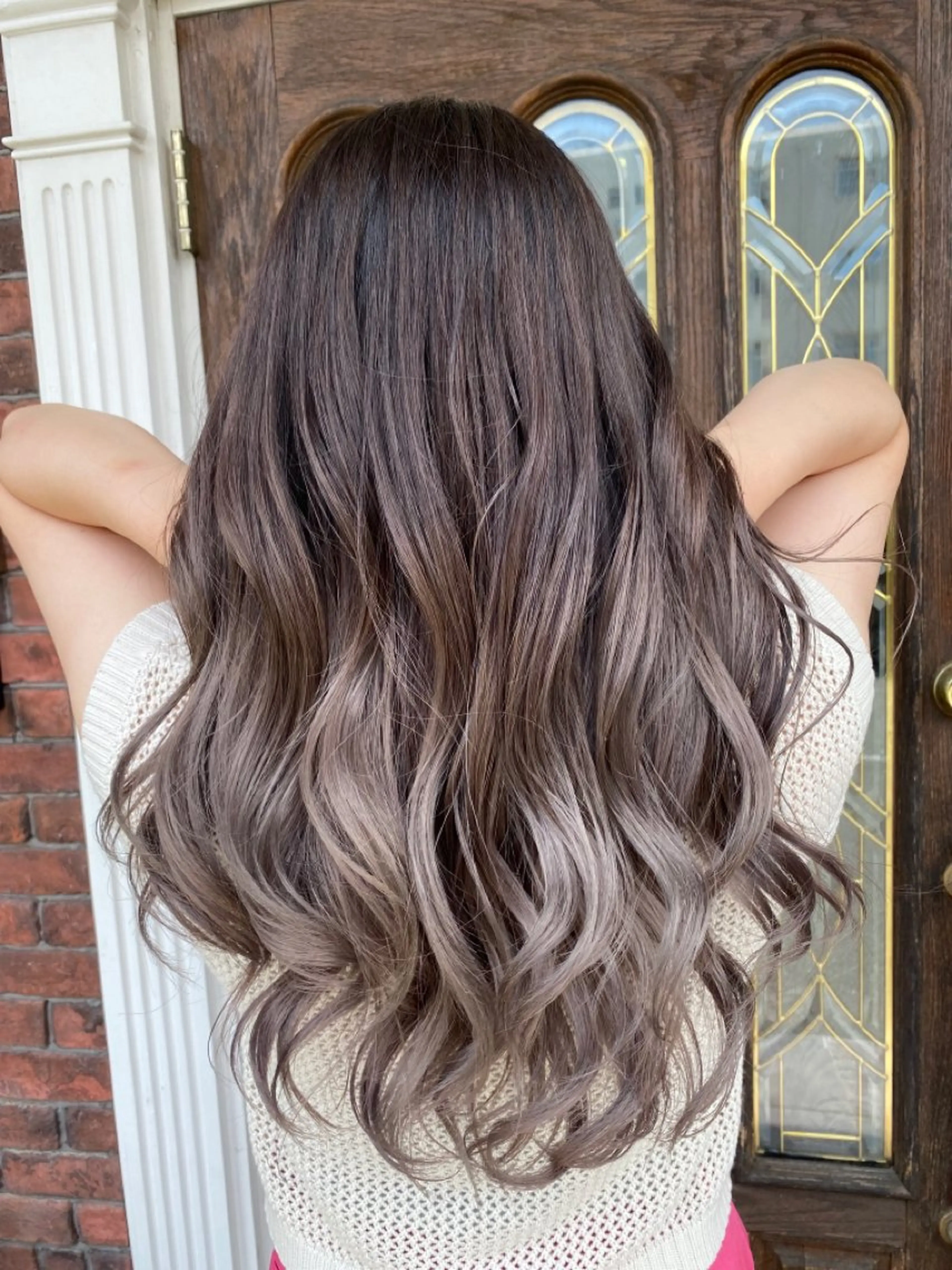 ロング カラー 山西 真琴のヘアスタイル