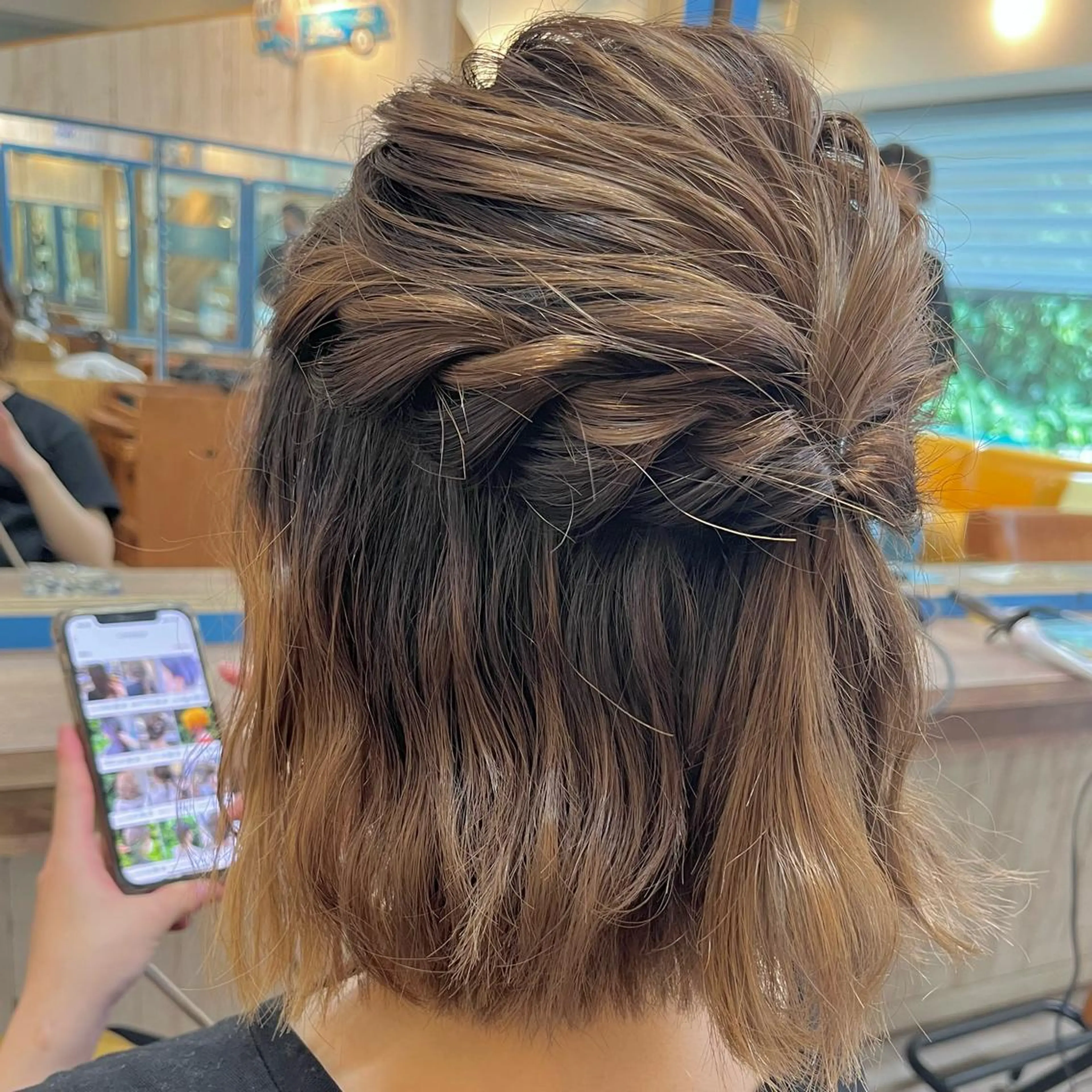 ショート ヘアアレンジ ハーフアップ IMARI /のヘアスタイル