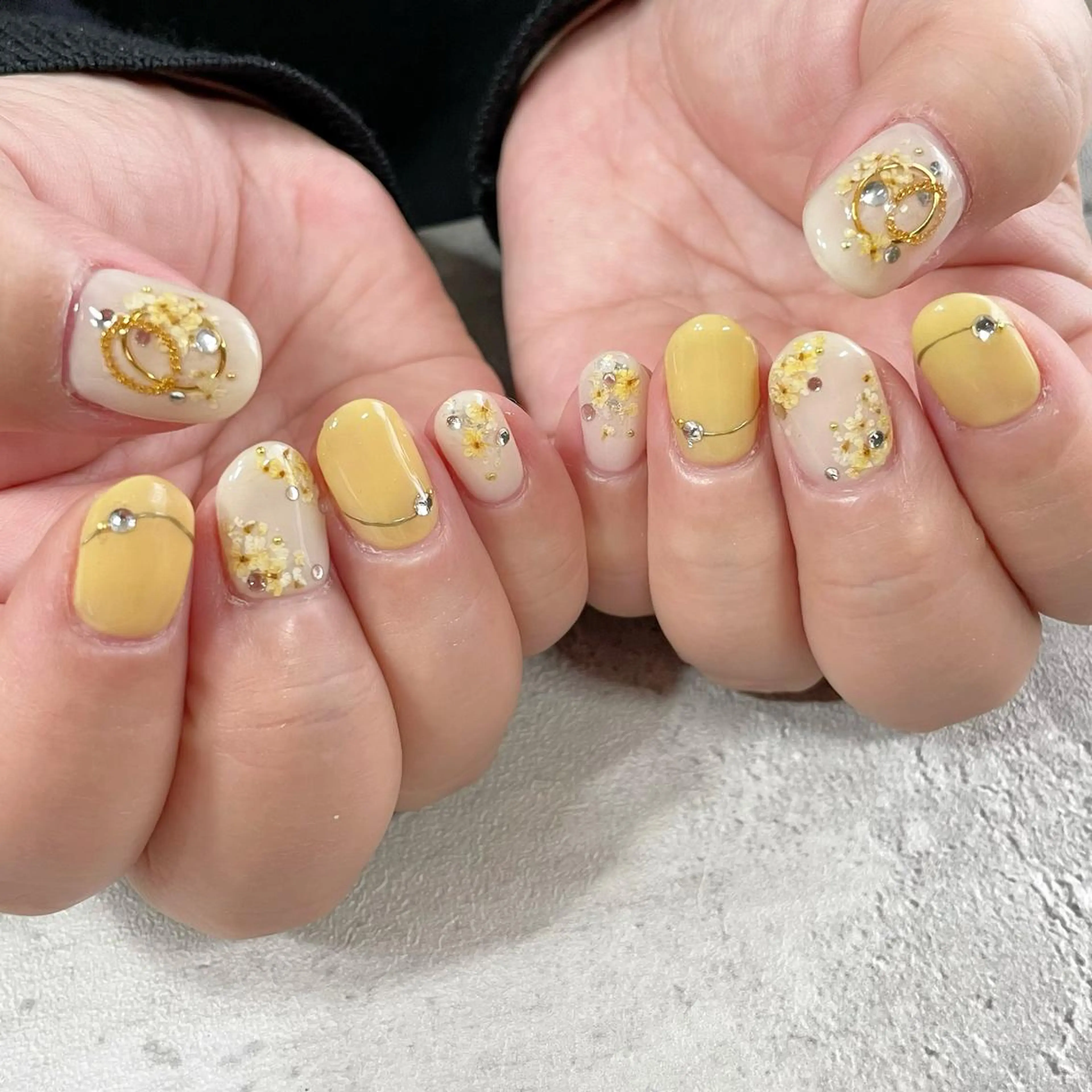 ネイル ジェルネイル 東 千夏のネイルデザイン