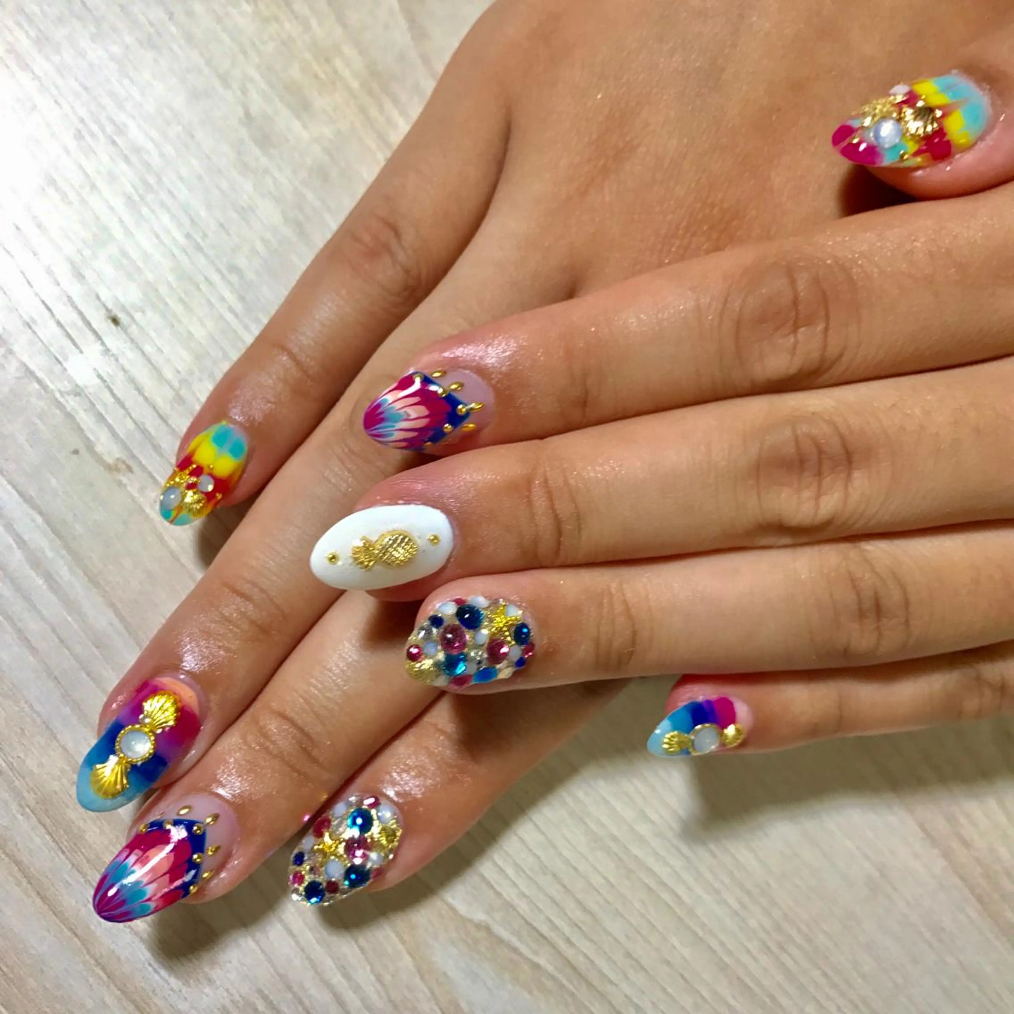 ネイル アートネイル 安藤 Charlotteのネイルデザイン