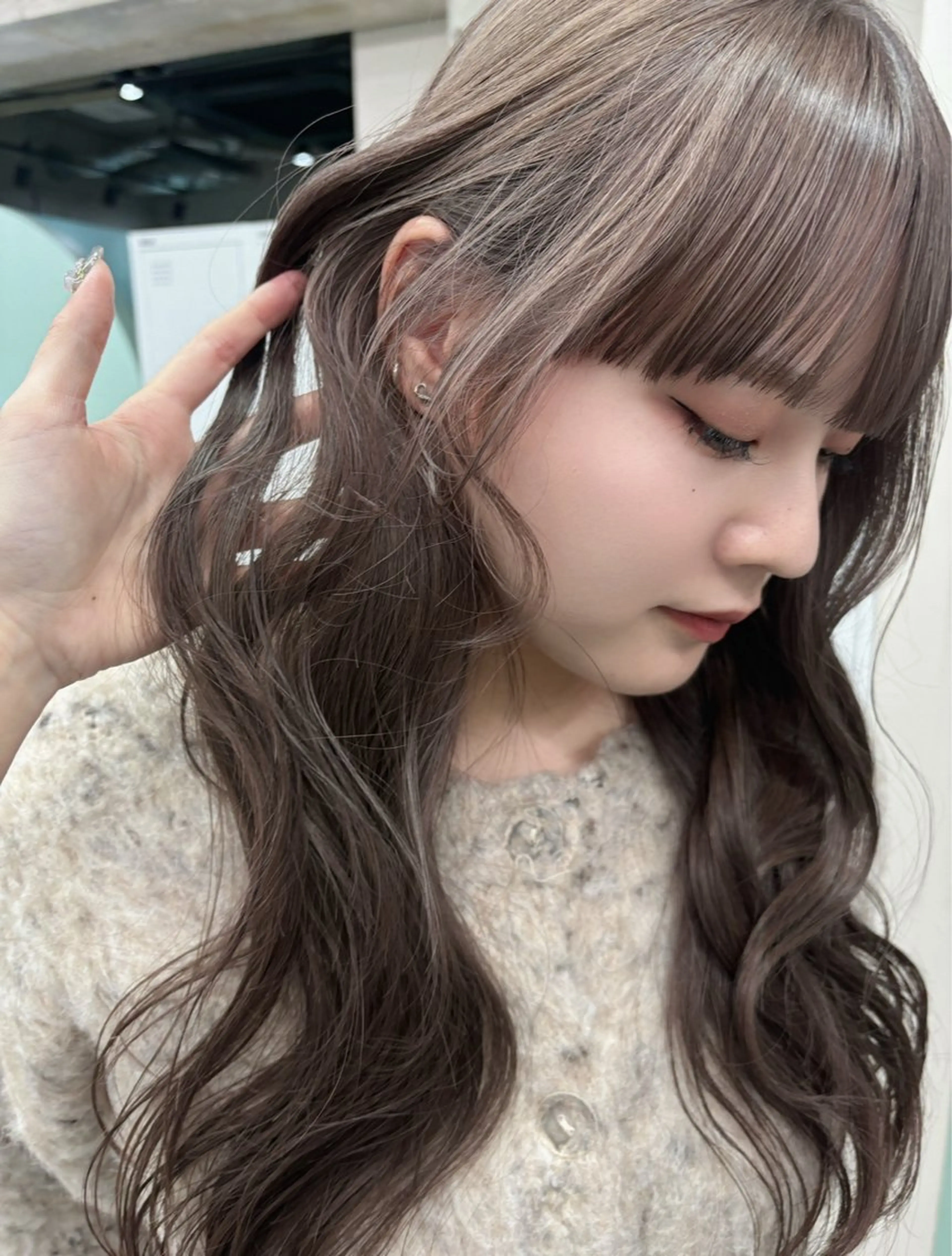 ロング nanami IROW大名のヘアスタイル