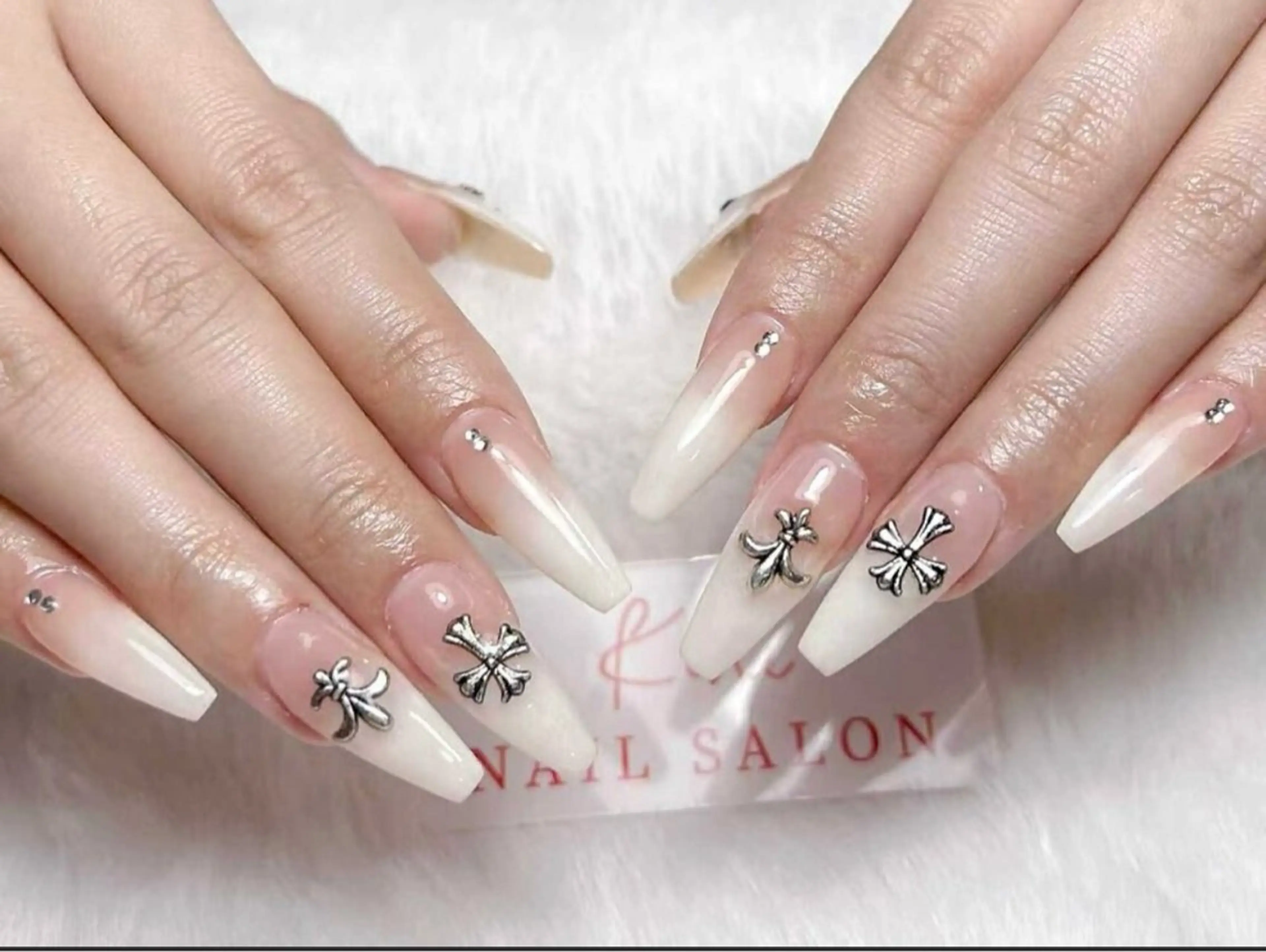 ネイル アートネイル フレンチネイル ジェルネイル グラデーション 韓国ネイル Nail Salon kihi大塚店のネイルデザイン