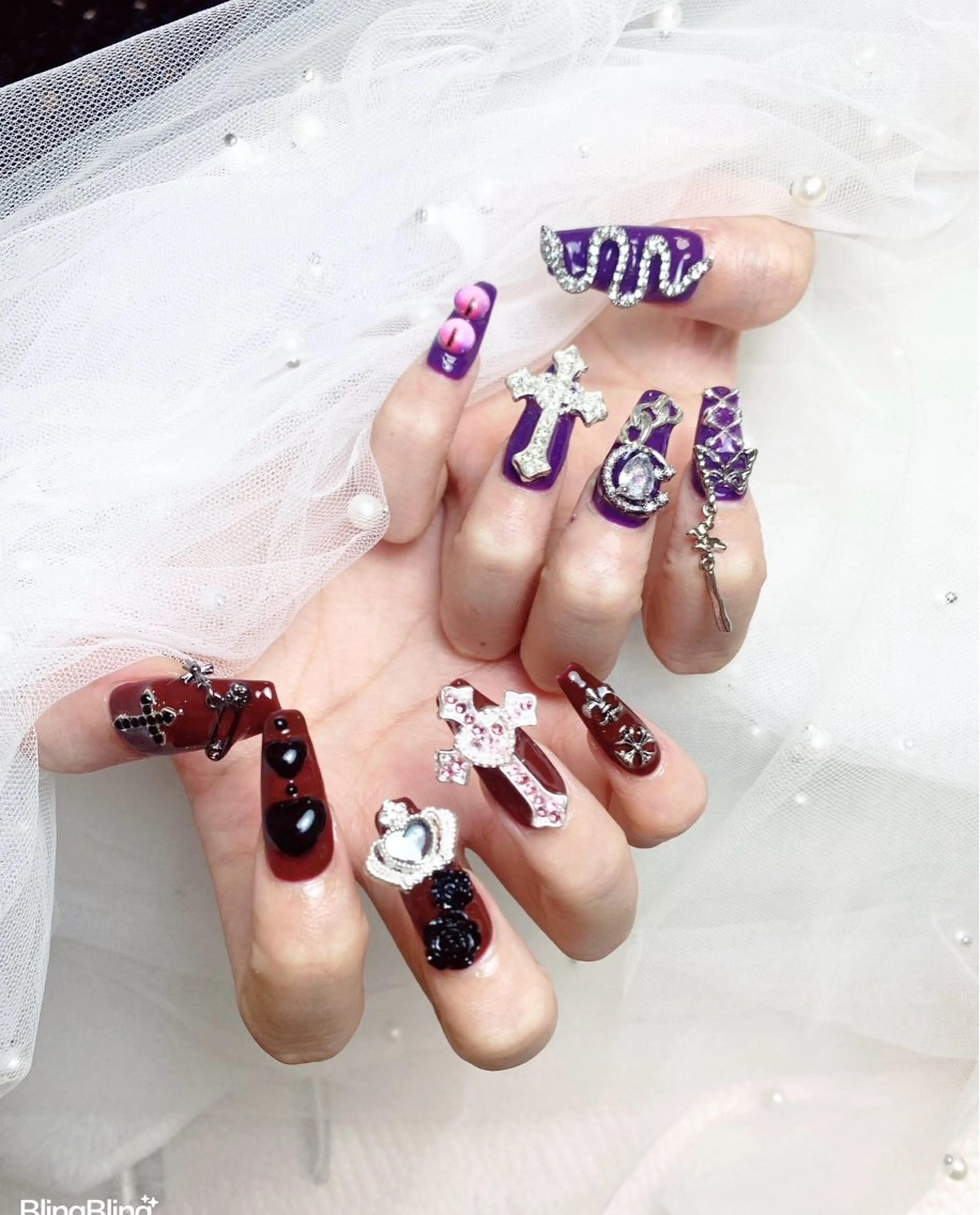 ネイル フレンチネイル ジェルネイル ハート 韓国ネイル マグネットネイル ハンドネイル ネイルサロン lotusのネイルデザイン