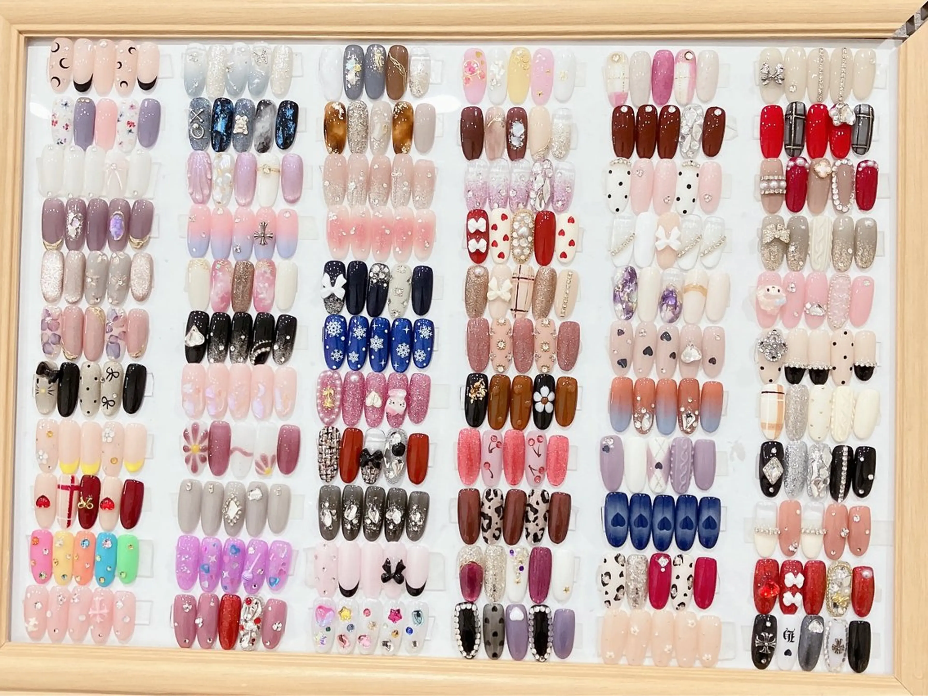 ネイル 林 麗欽のネイルデザイン