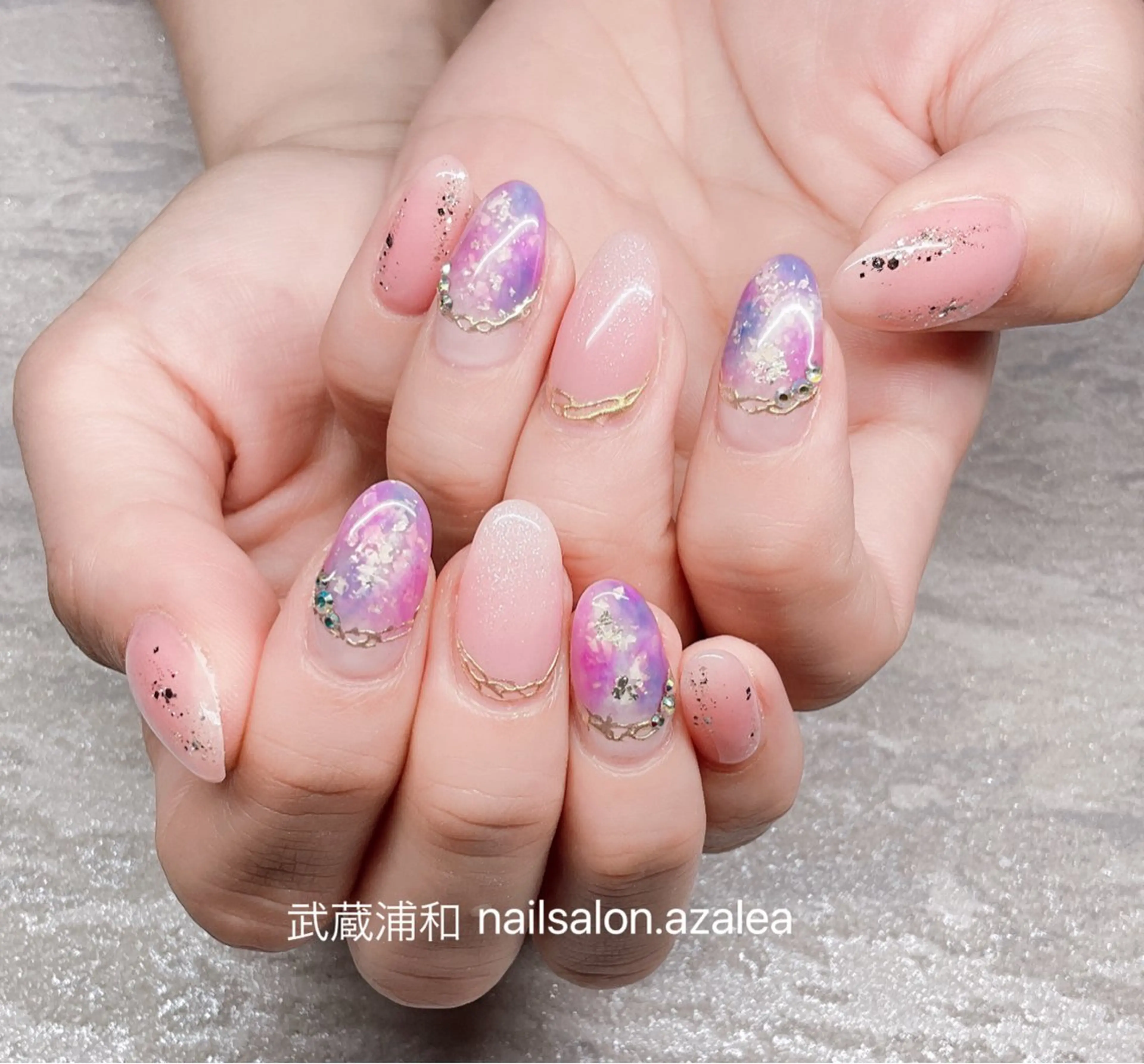 ネイル ハンドネイル R inのネイルデザイン