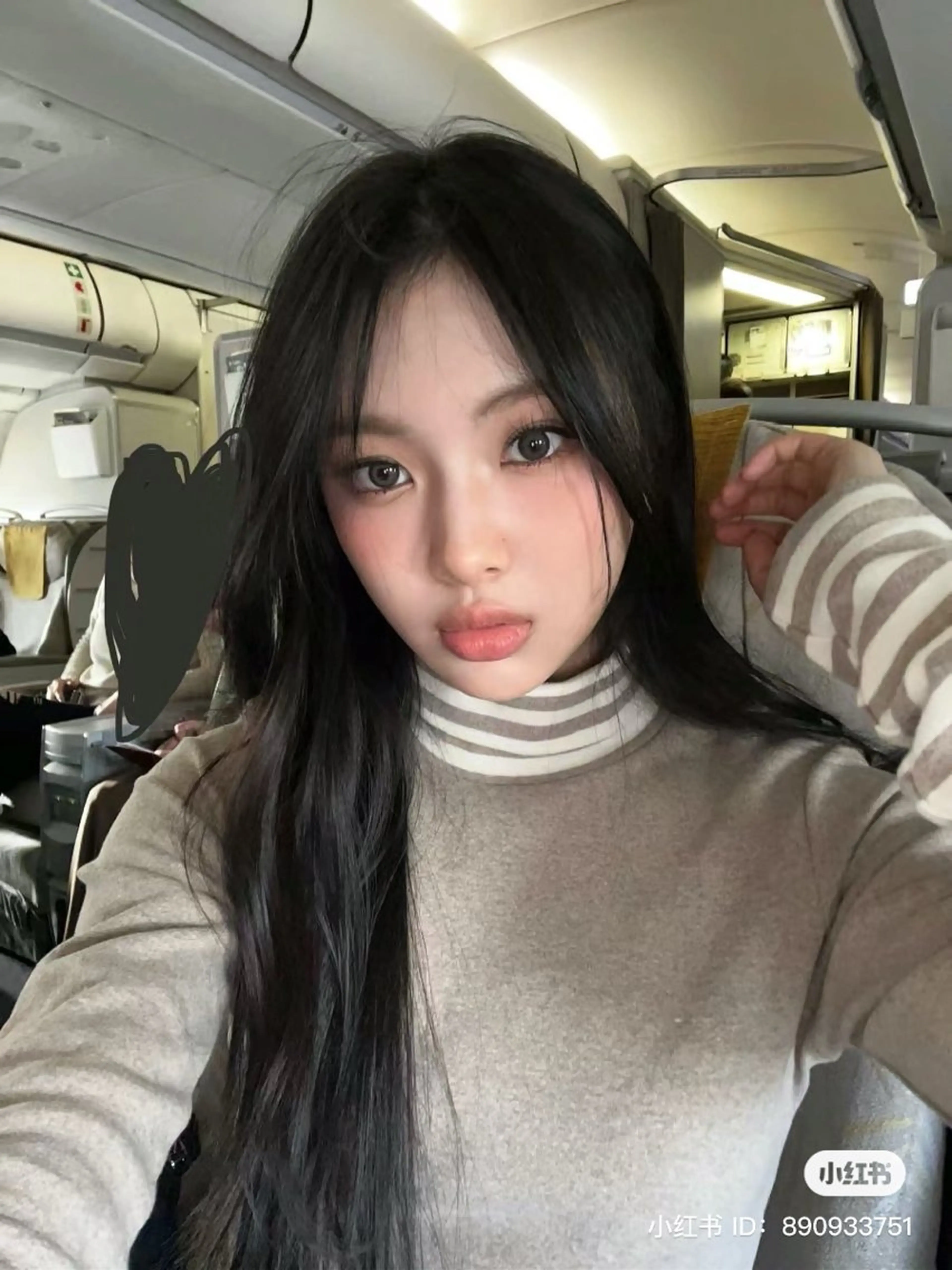 カラー ヘアカラー 透明感ベージュ🤎 ナチュラルレイヤーのヘアスタイル