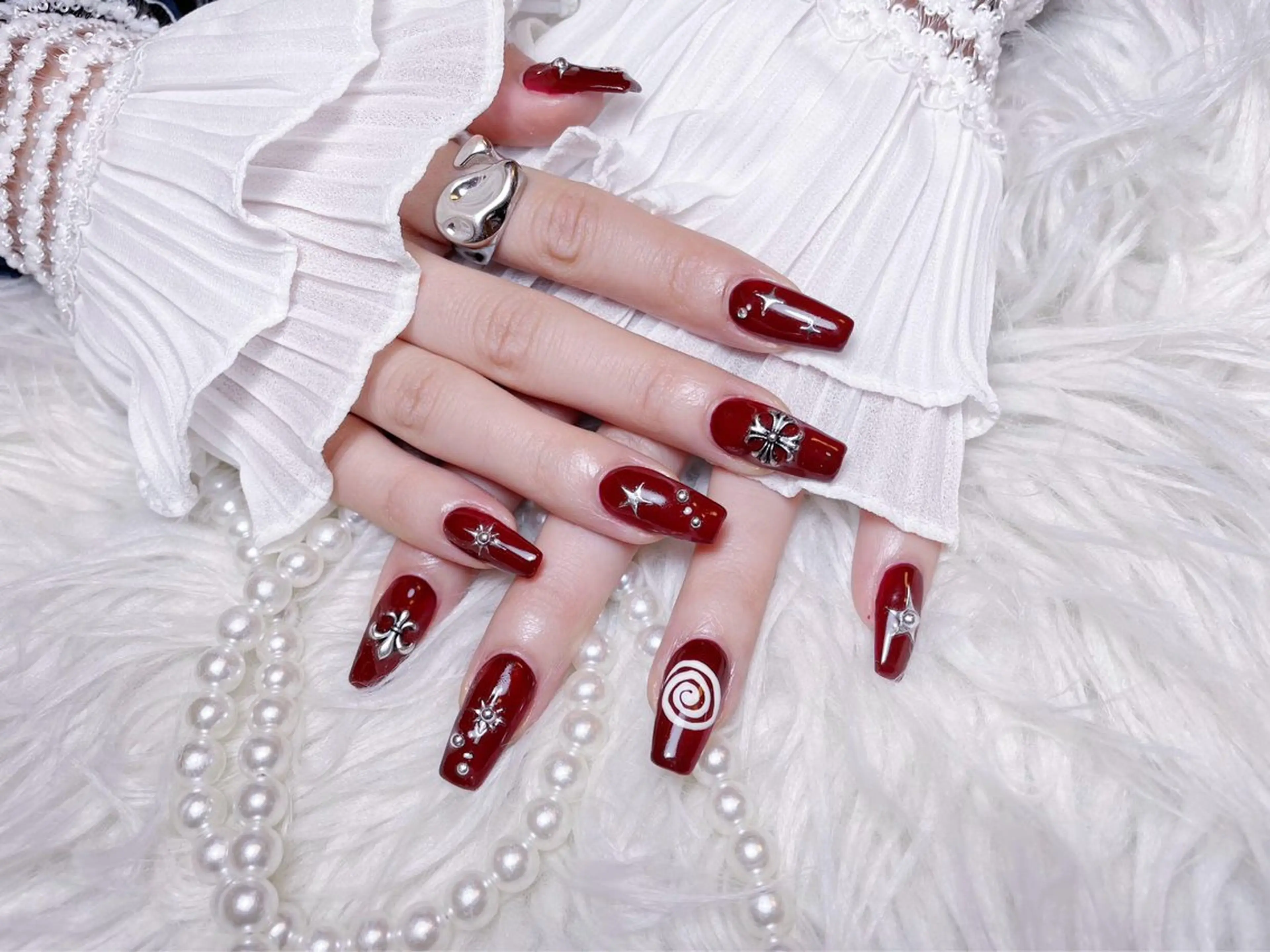 ネイル チークネイル 長さ出し フレンチネイル ガーリー 韓国ネイル sun nail池袋 モデル募集のネイルデザイン