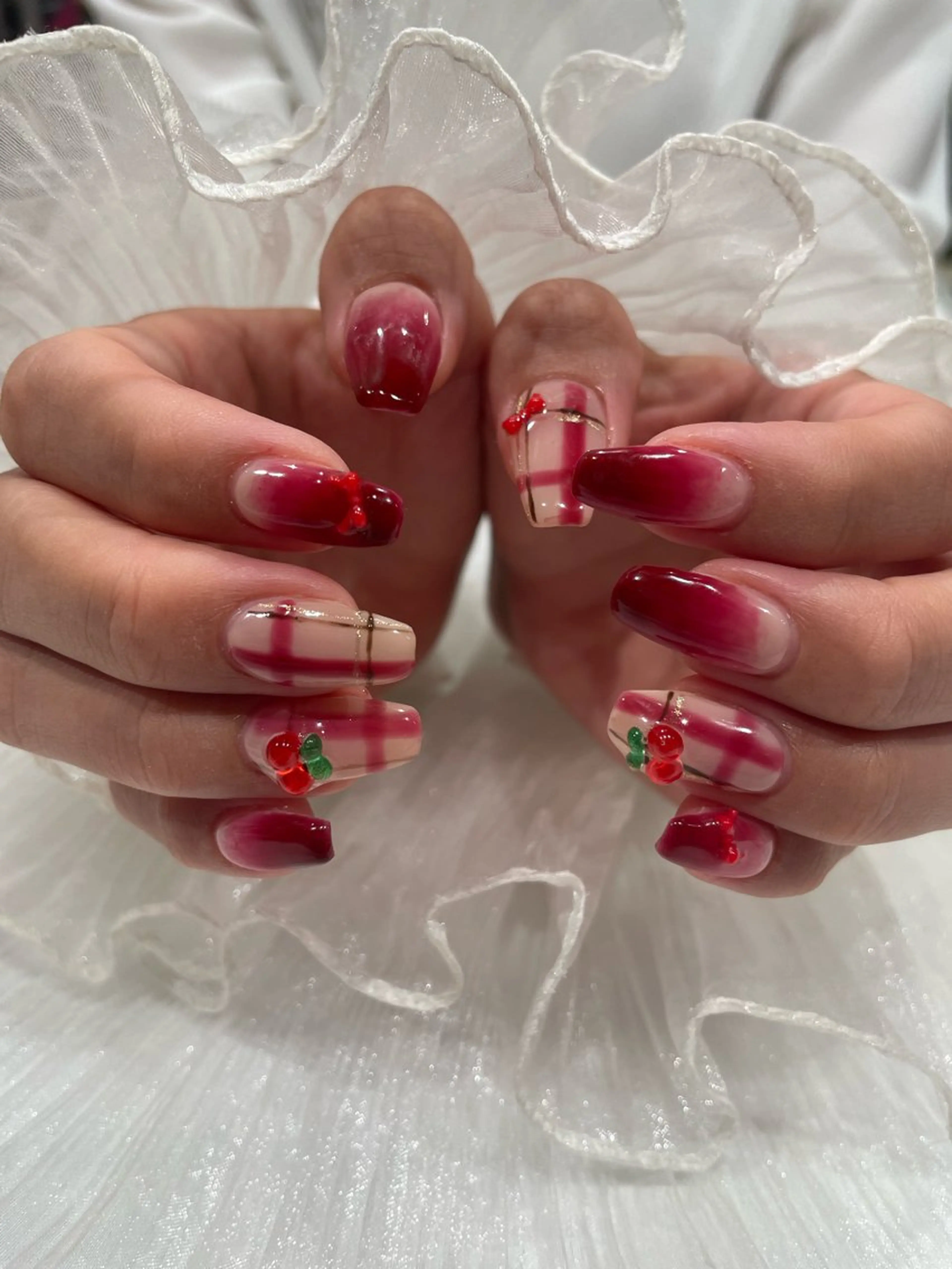 ネイル ‪るか/‪透明感 カラー/アレンジのヘアスタイル