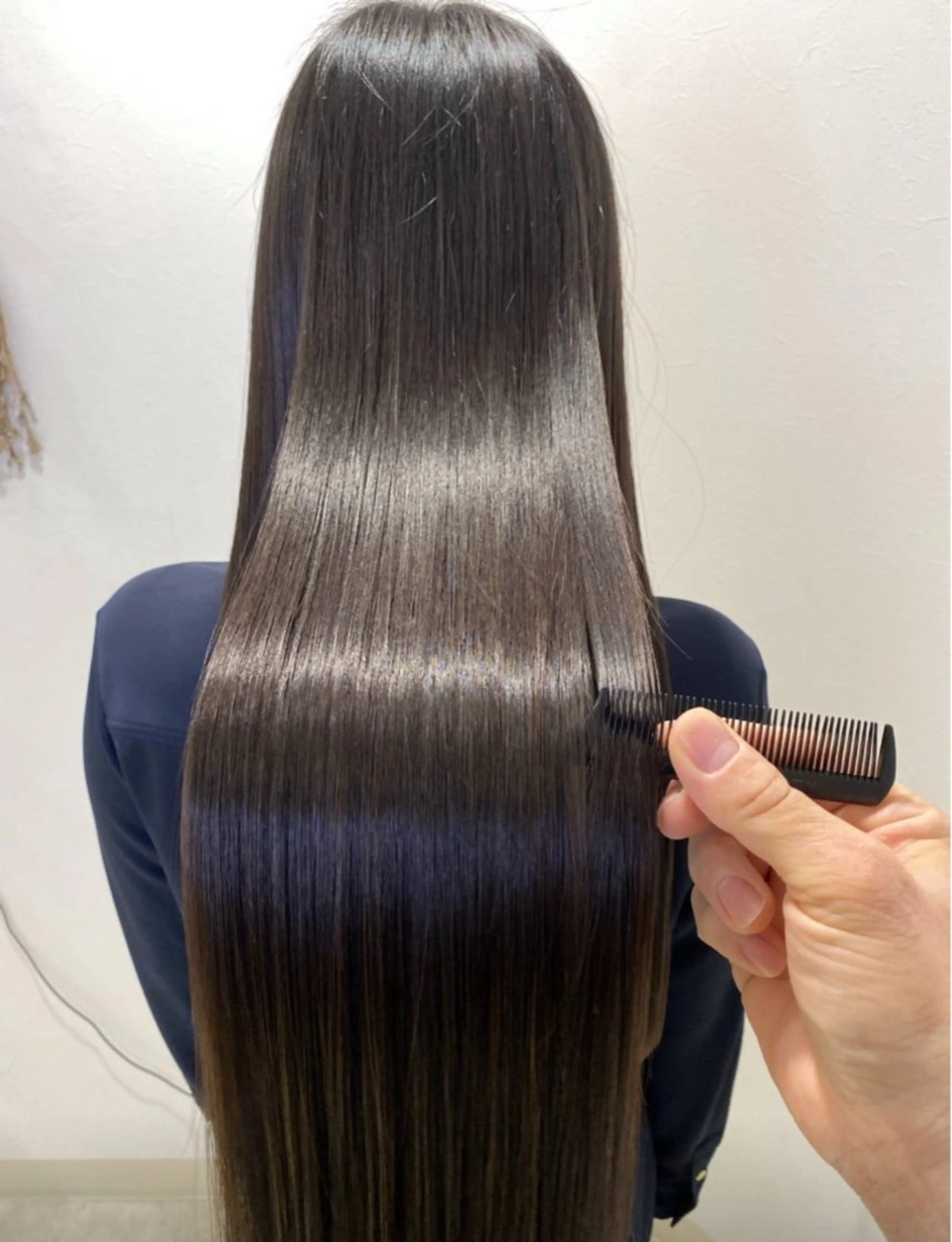 ロング ロング ナチュラルうる艶 カラーミル🌙のヘアスタイル