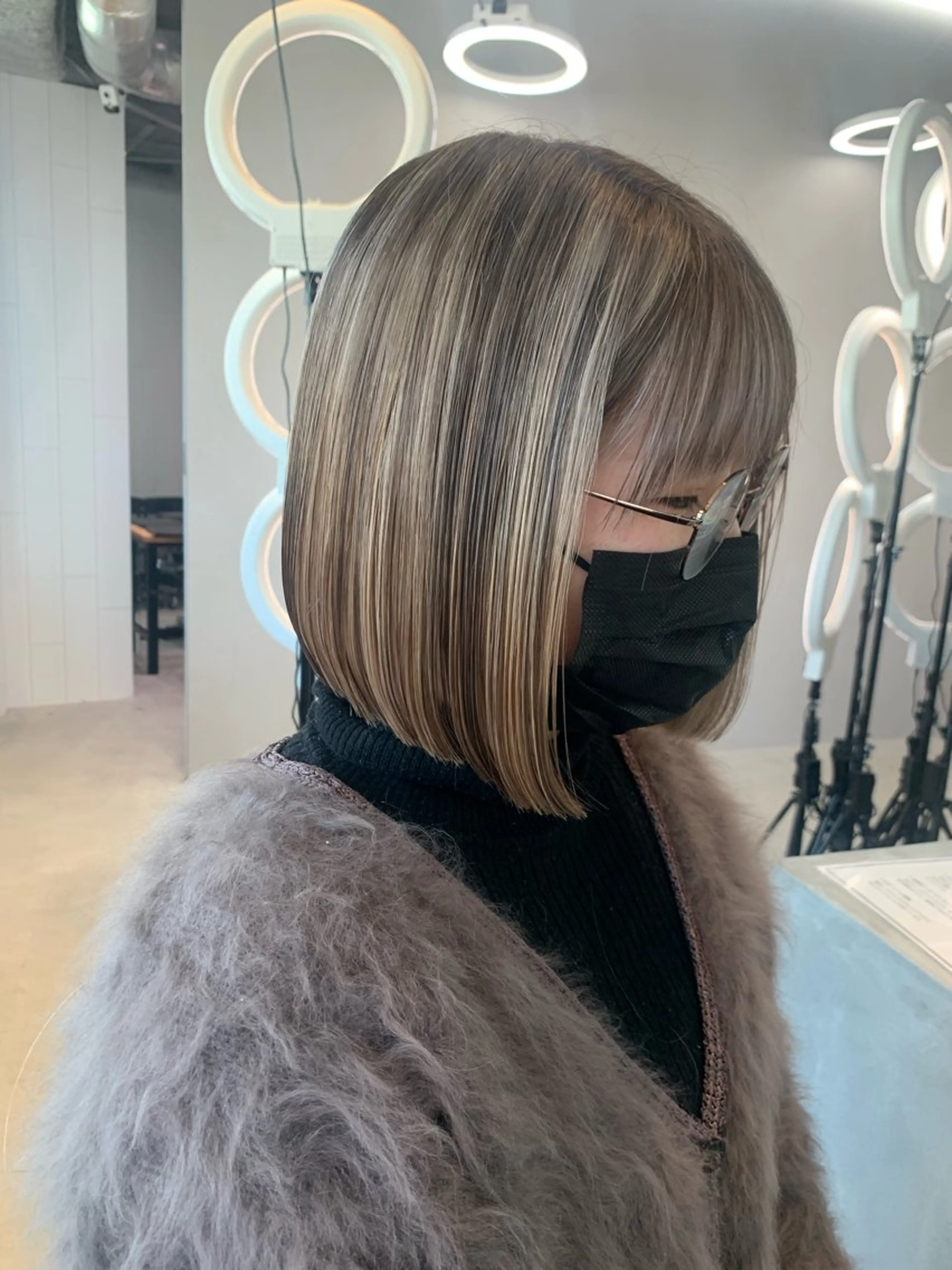 ショート ボブ カット ヘアカラー 大人上品特化 レイヤー🇺🇸山村のヘアスタイル