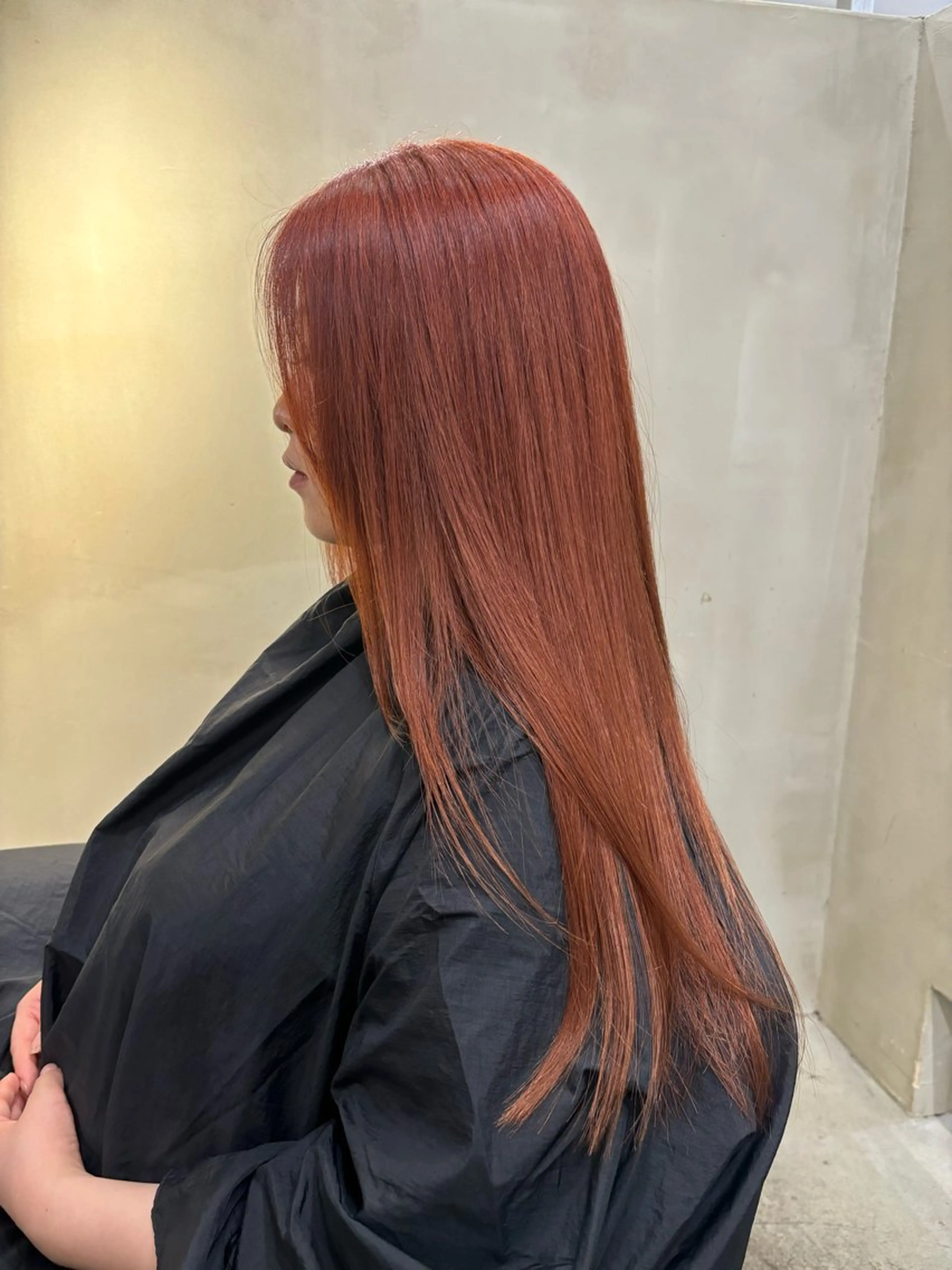 ワンブリーチ＋オンカラー(施術時間4時間半​〜​)の写真