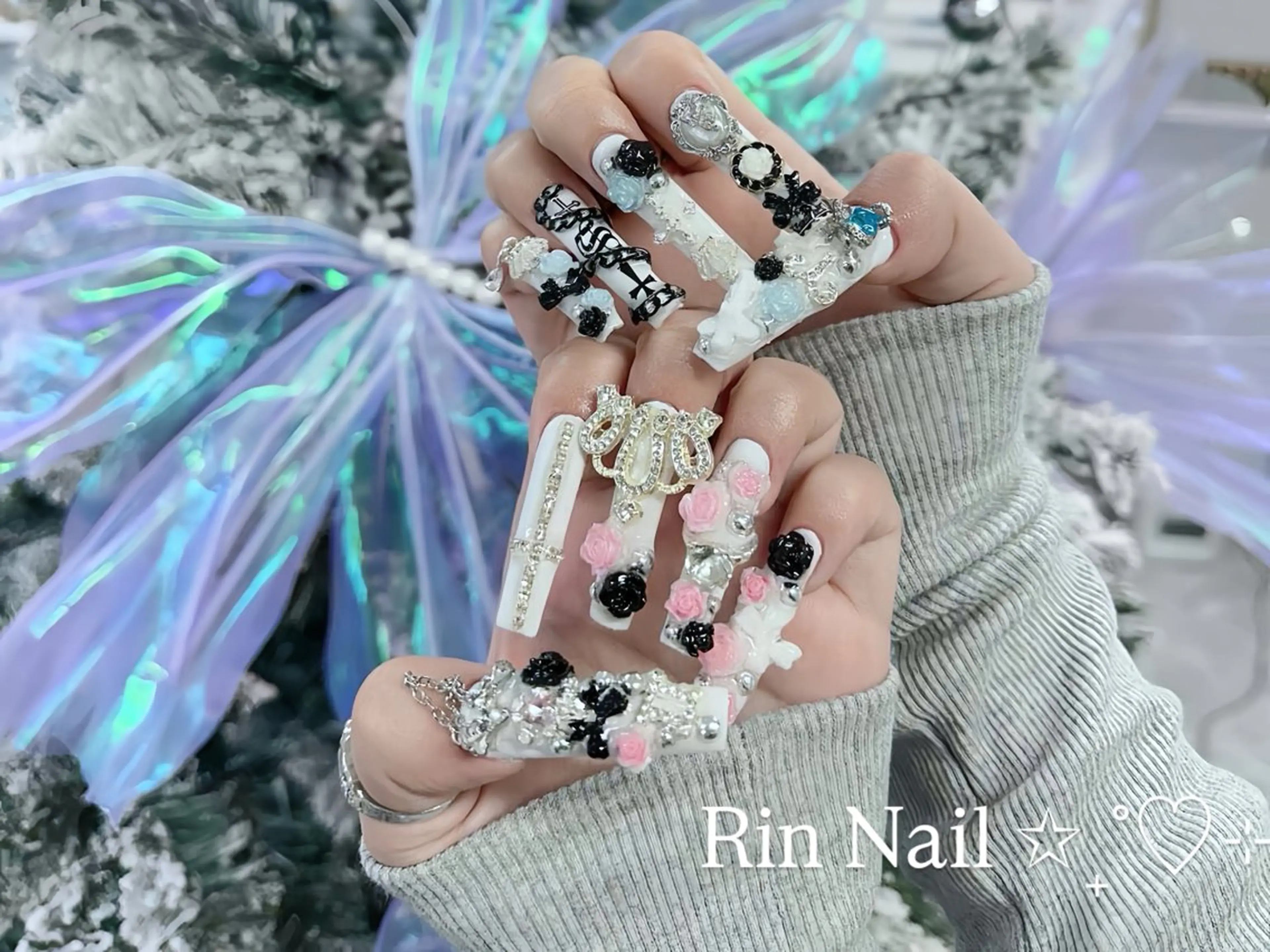 ネイル ボルドー フレンチネイル グラデーション キラキラネイル 韓国ネイル ハンドネイル Rin Nail 新大久保店のネイルデザイン