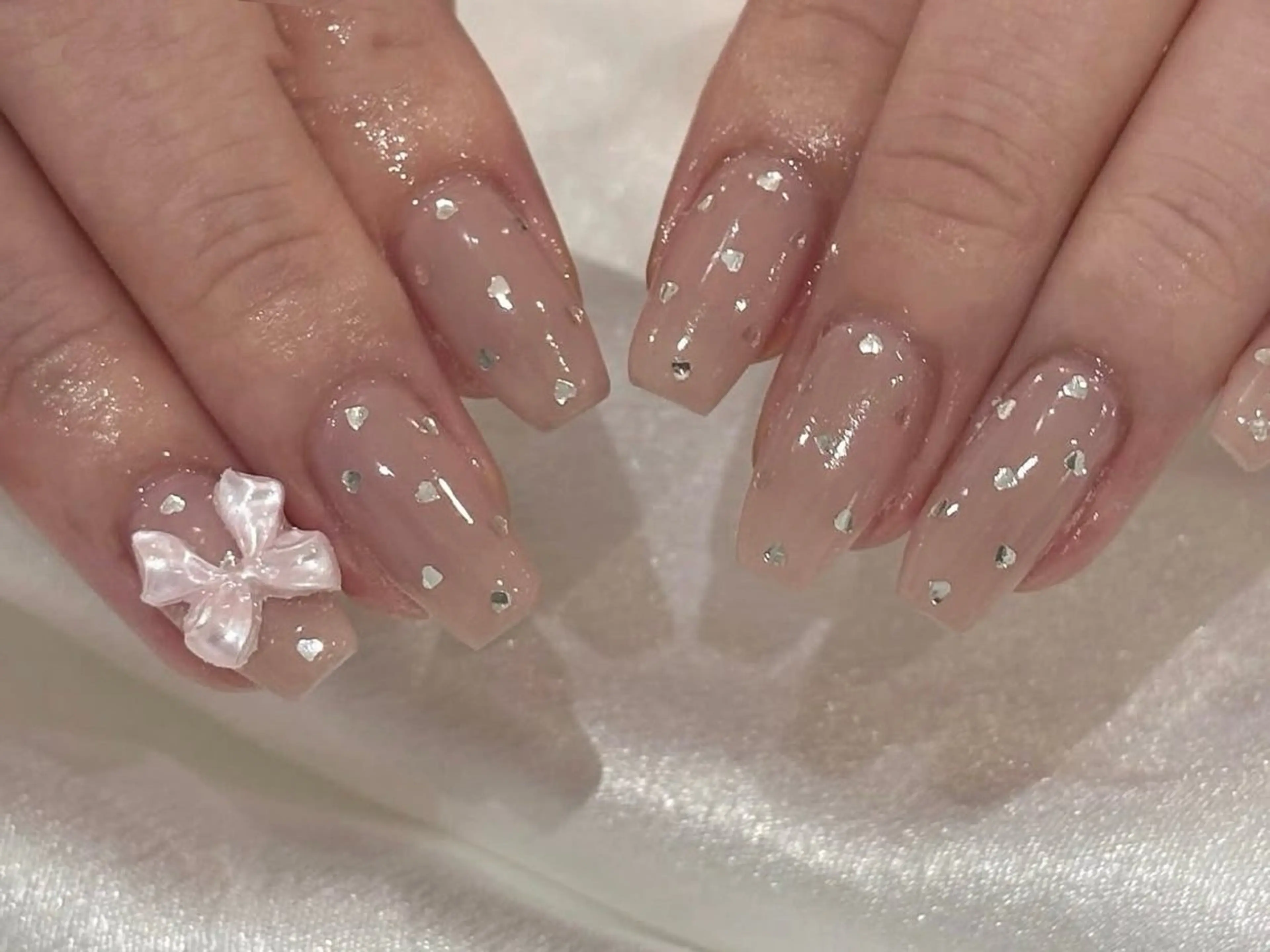 ネイル オーロラネイル 長さ出し フレンチネイル ジェルネイル ガラスフレンチ ハンドネイル Rela・S NAILのネイルデザイン