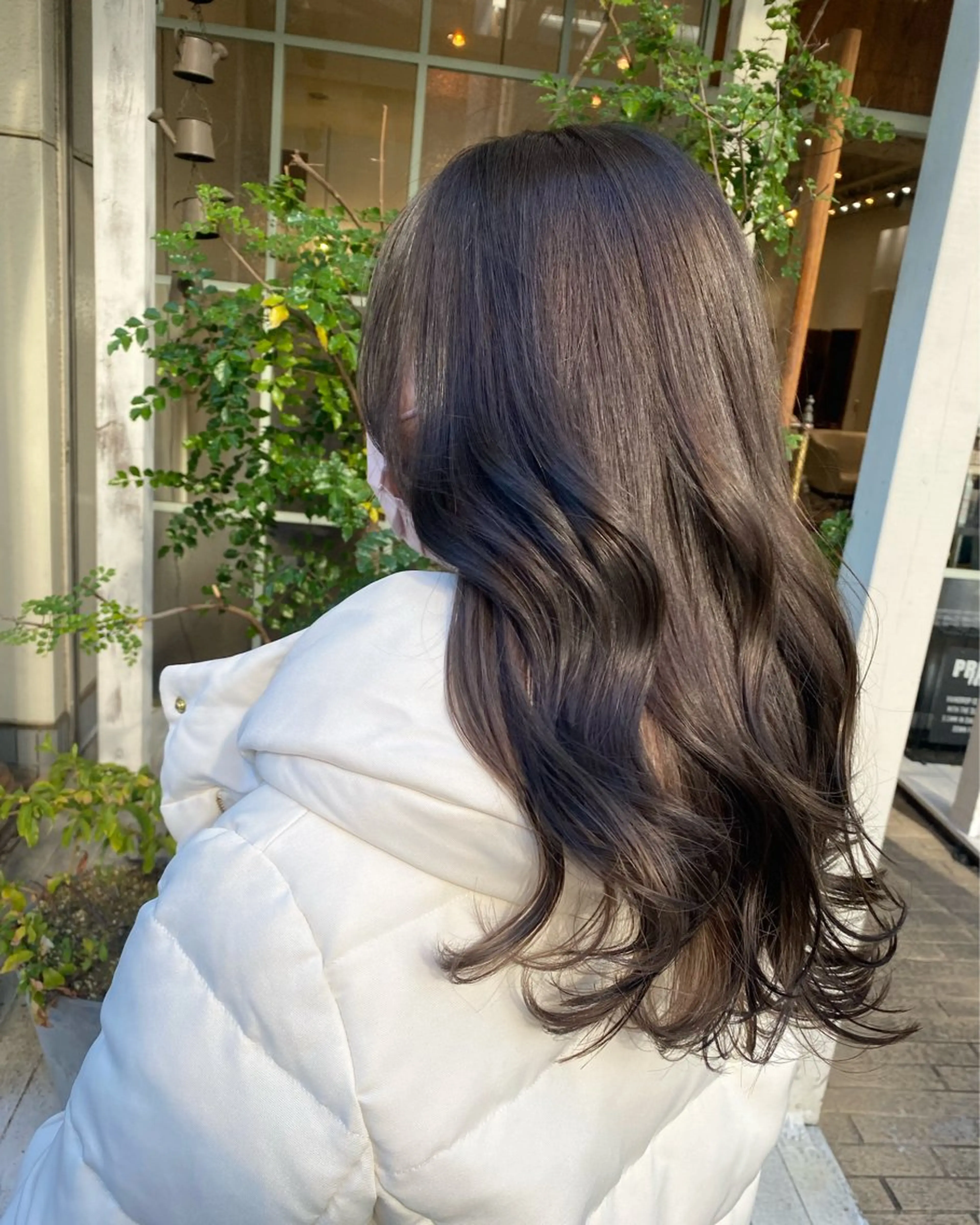 ロング カラー 鈴木 奈波のヘアスタイル