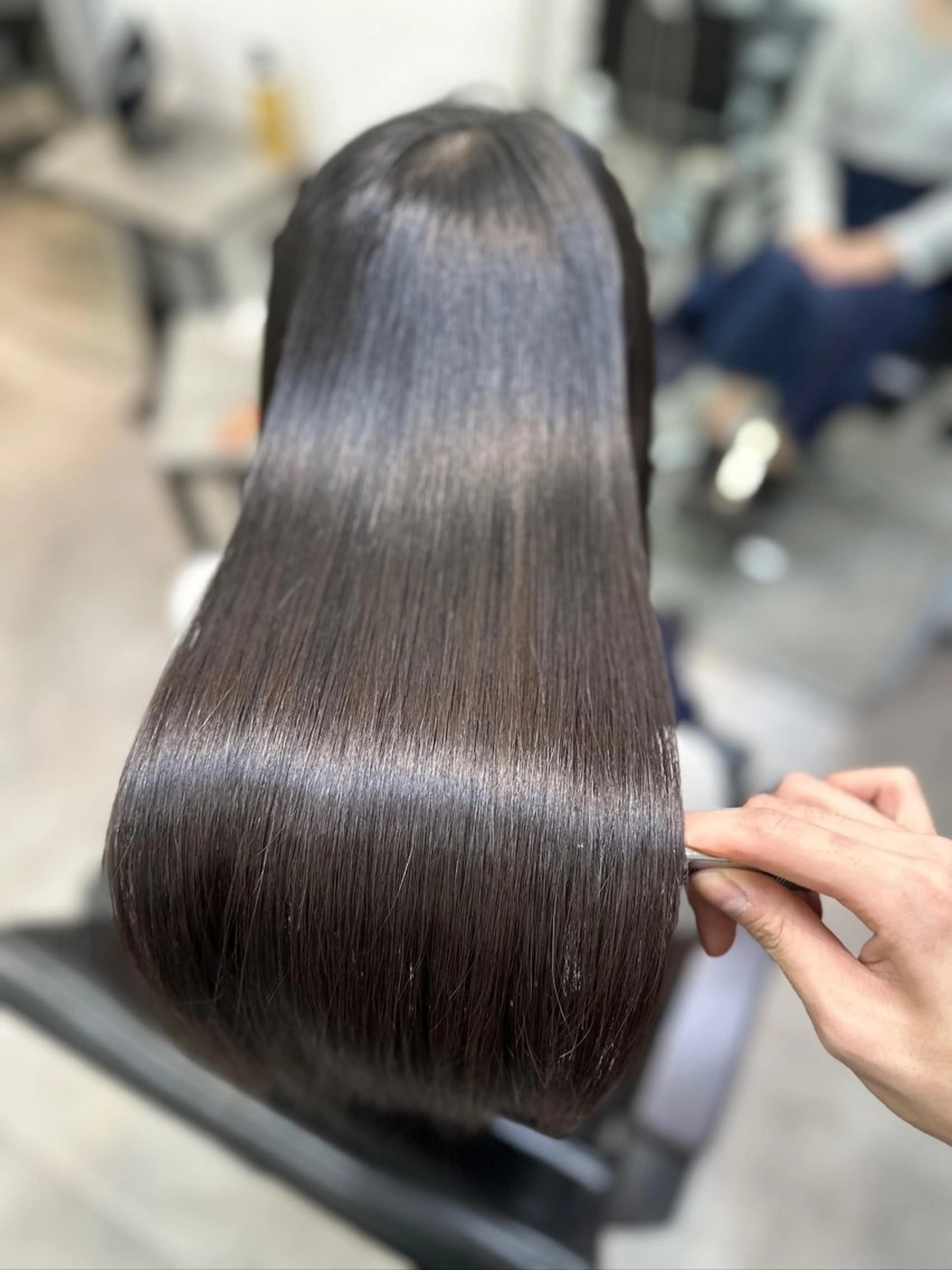 ロング ブリーチ縮毛矯正/ 複雑履歴🉑/タイチのヘアスタイル