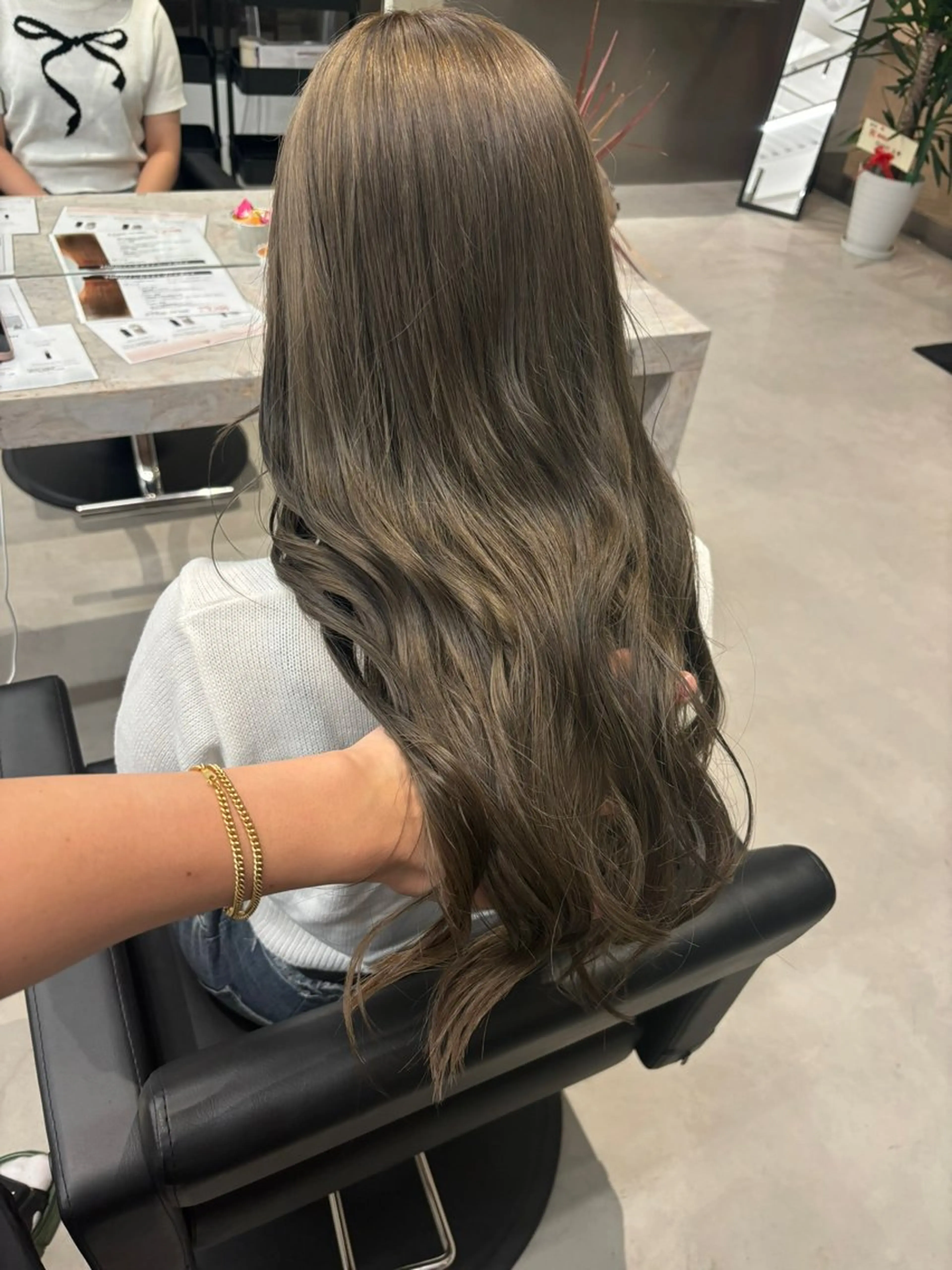 U-24《ミニモ学割》🧞♂️カット+アディクシーカラー+3STEPトリートメント🧞♂️の写真