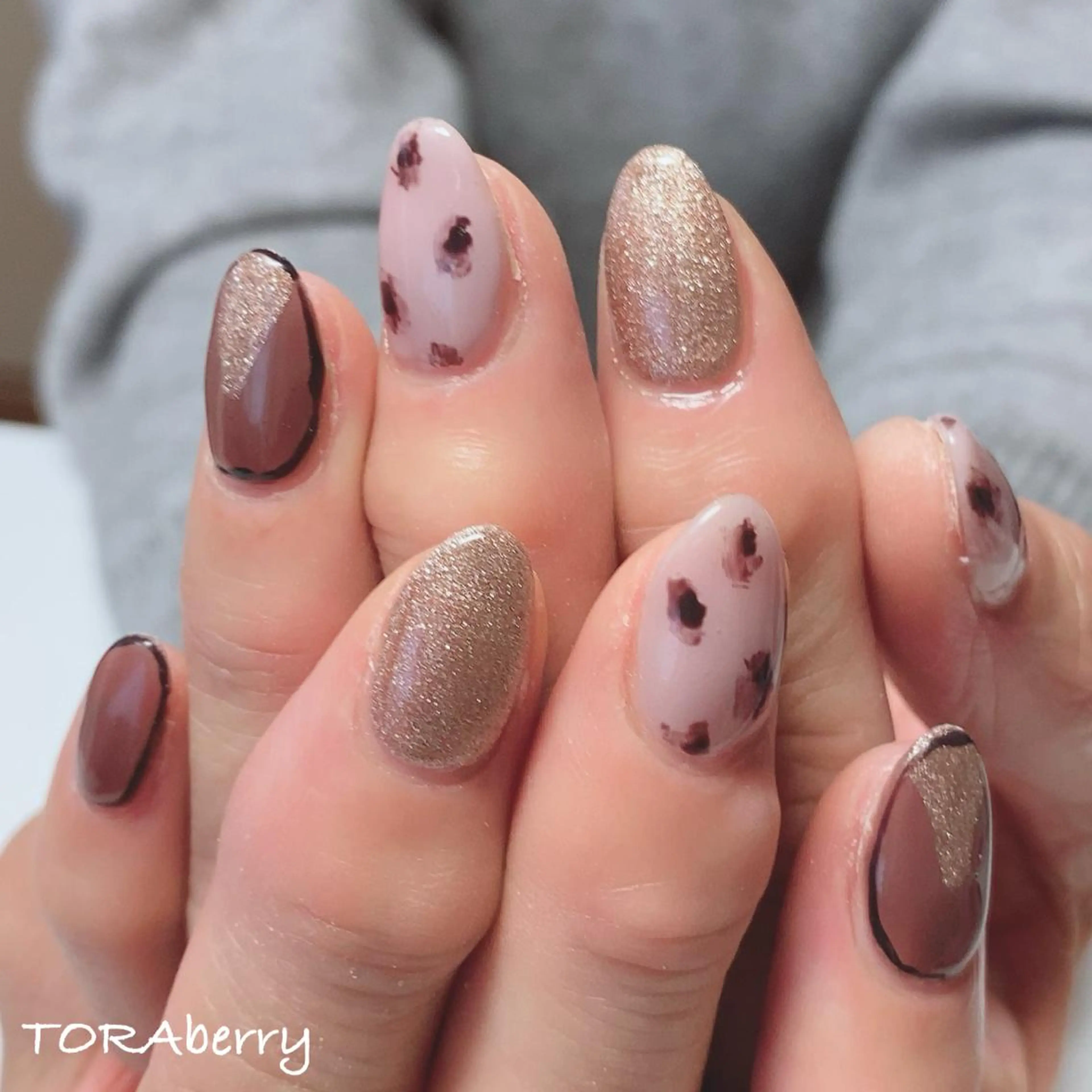 ネイル ハンドネイル ネイリスト なつみのネイルデザイン