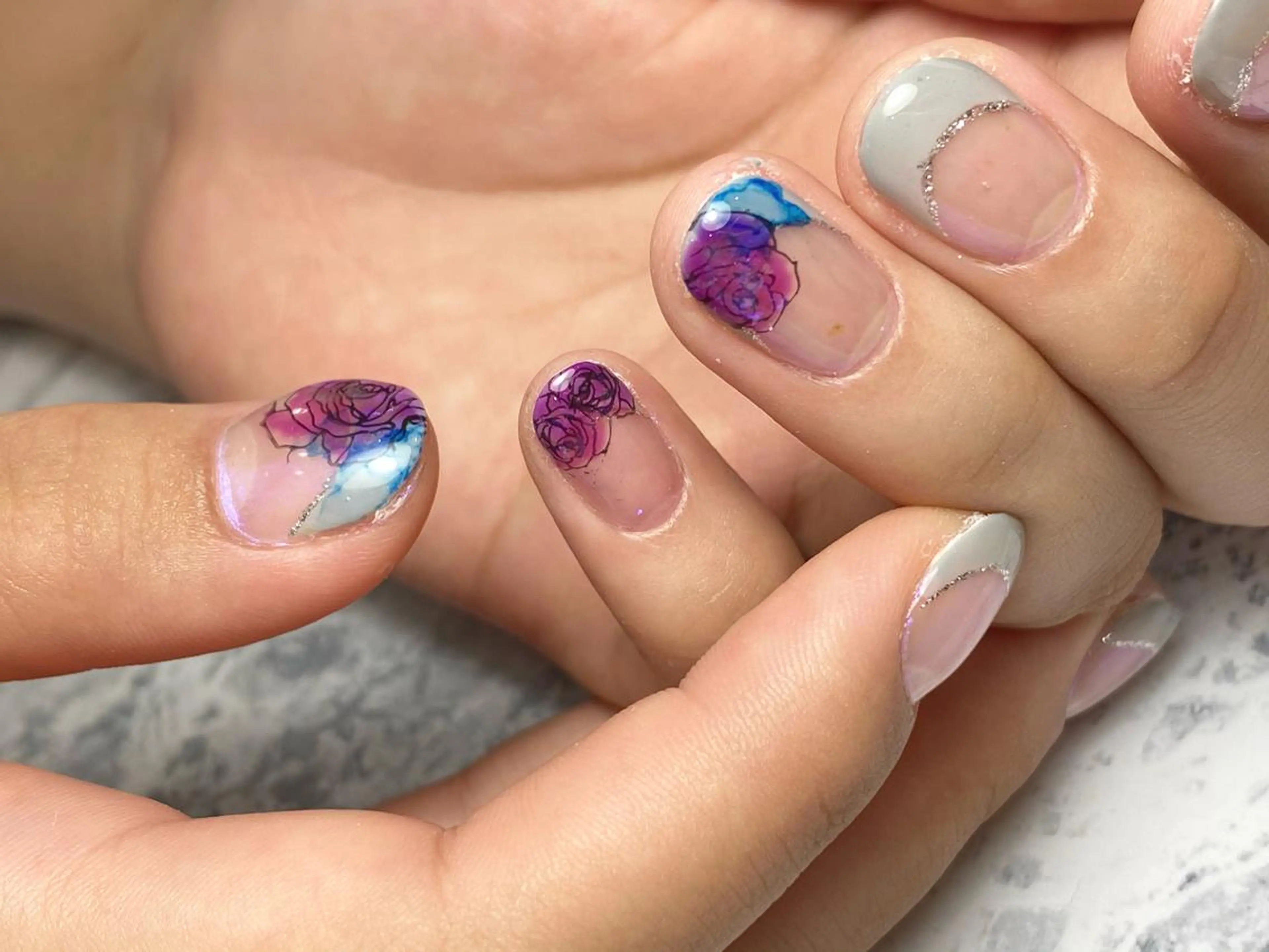 ネイル TOMOMI NAILsのネイルデザイン