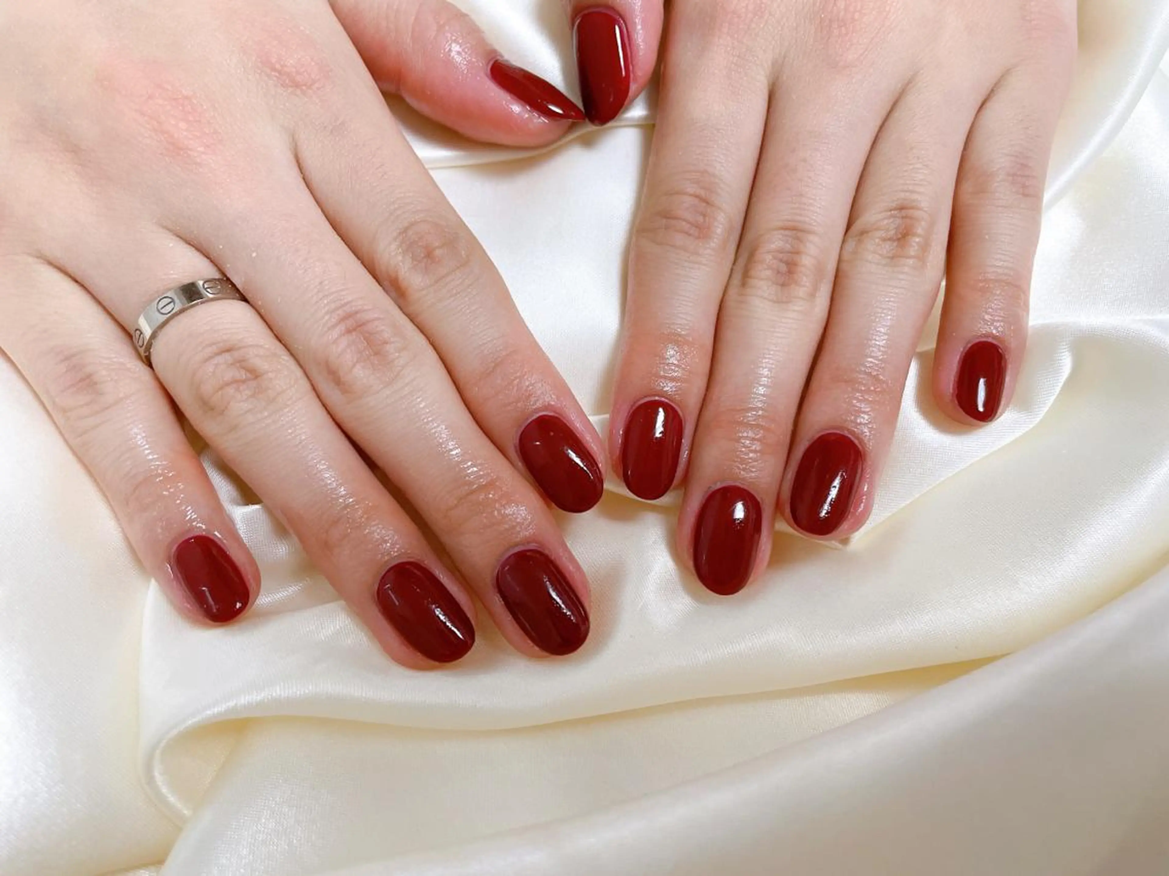 ネイル ボルドー ハンドネイル mogunail &blowのネイルデザイン