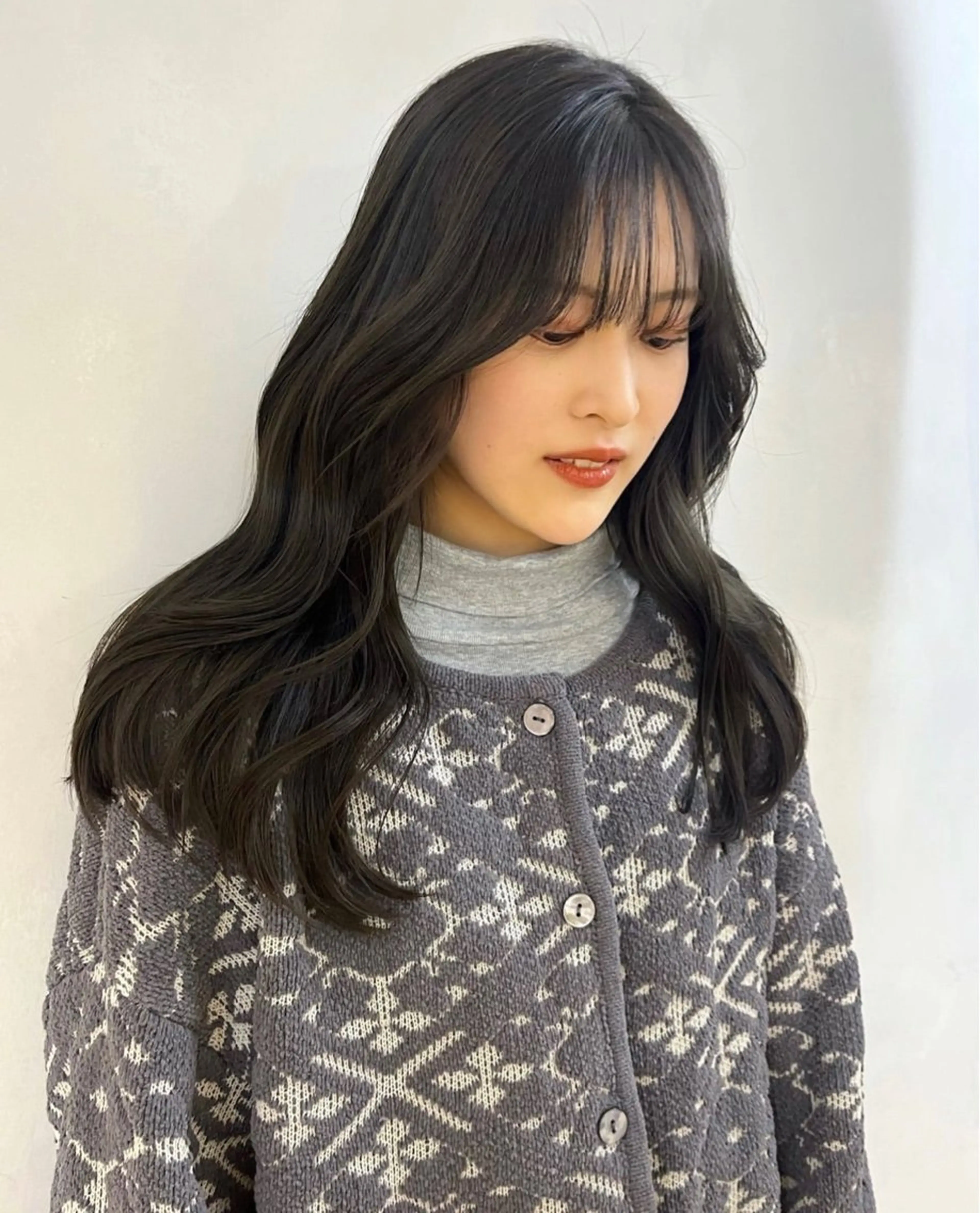 セミロング カラー モリシゲ ヒカリ🦕🐬のヘアスタイル