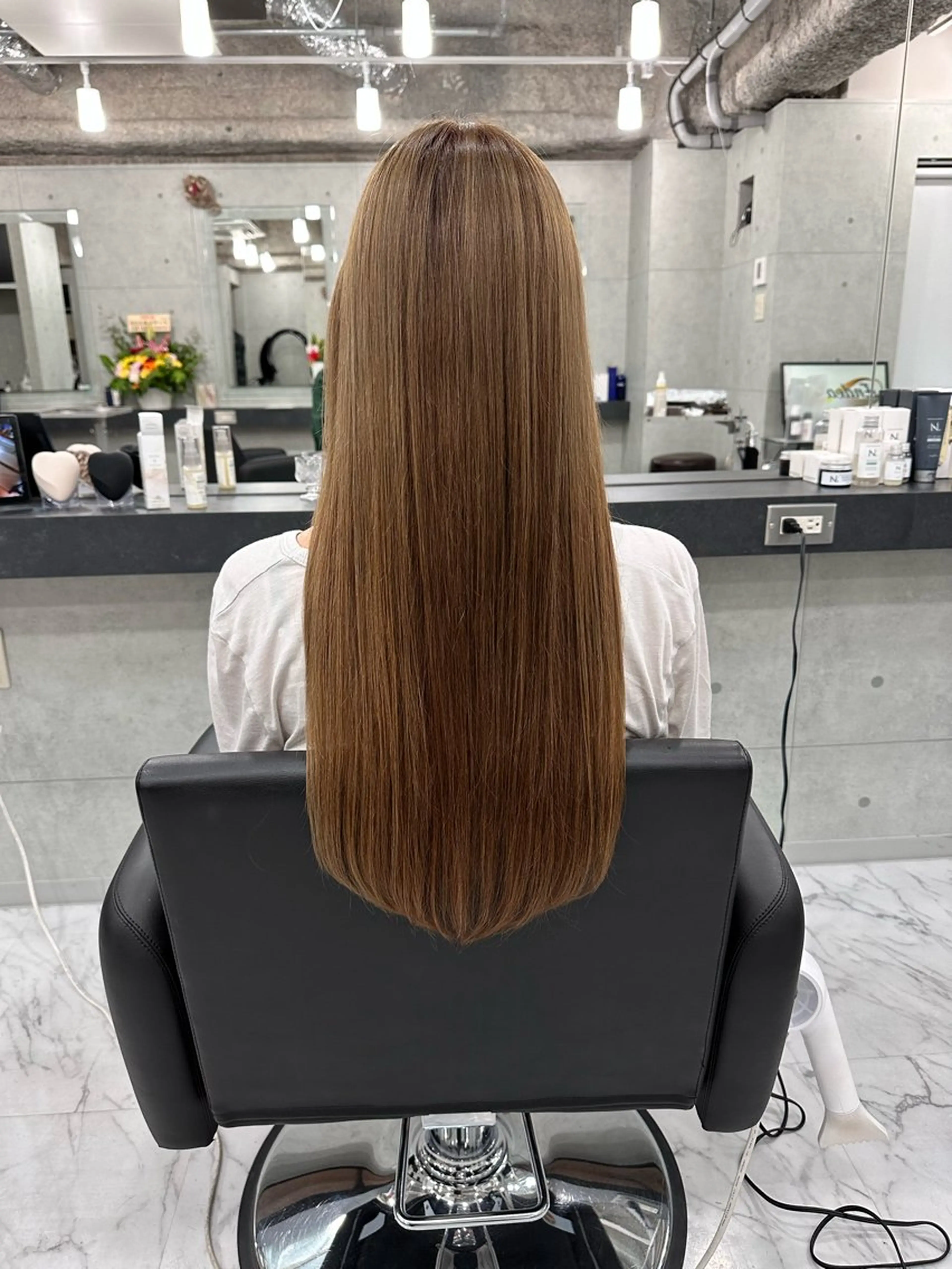 セミロング ハイライト 髪質改善 小顔カット Endearing 銀座/レイヤーカットのヘアスタイル