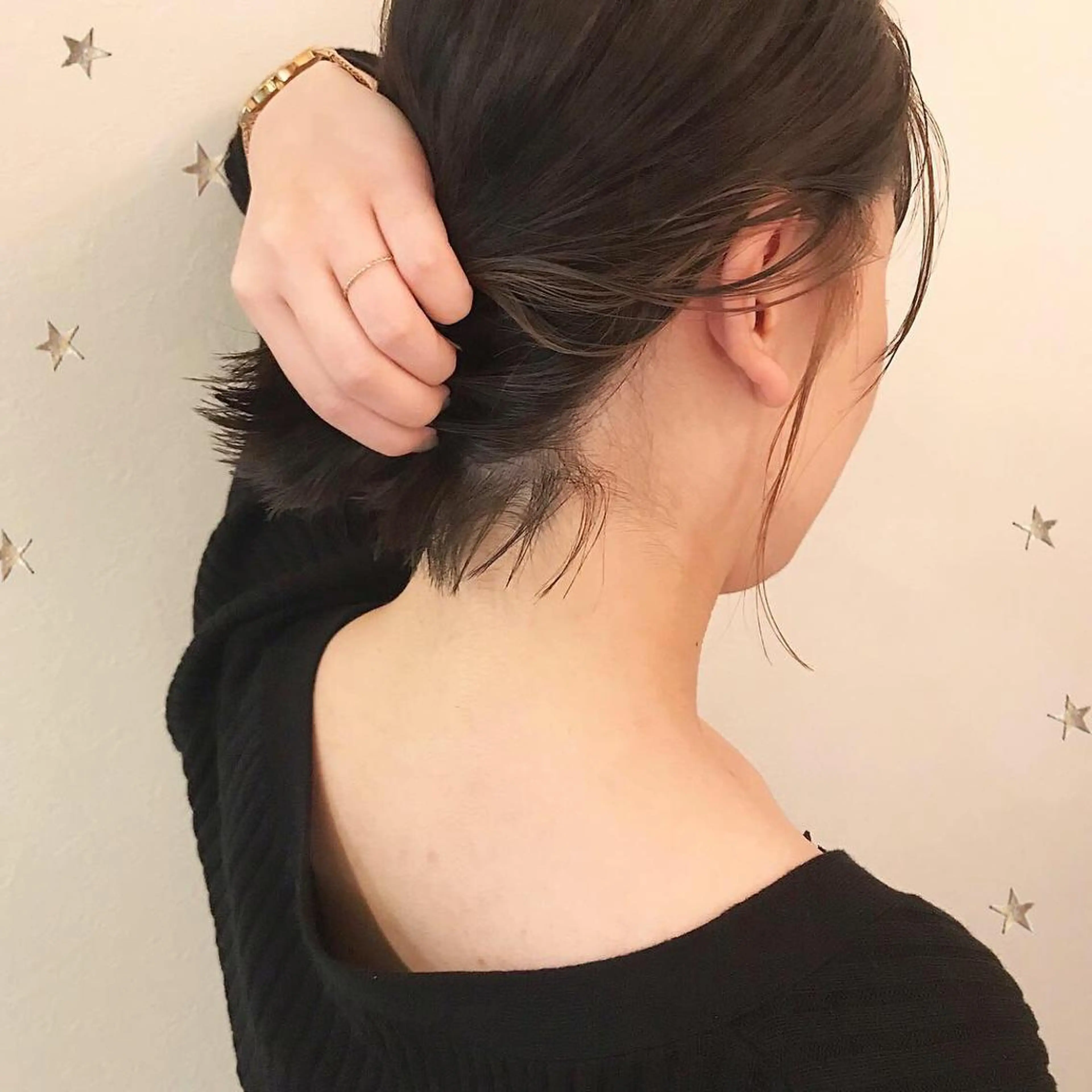 ミディアム カラー 市川 千夏のヘアスタイル