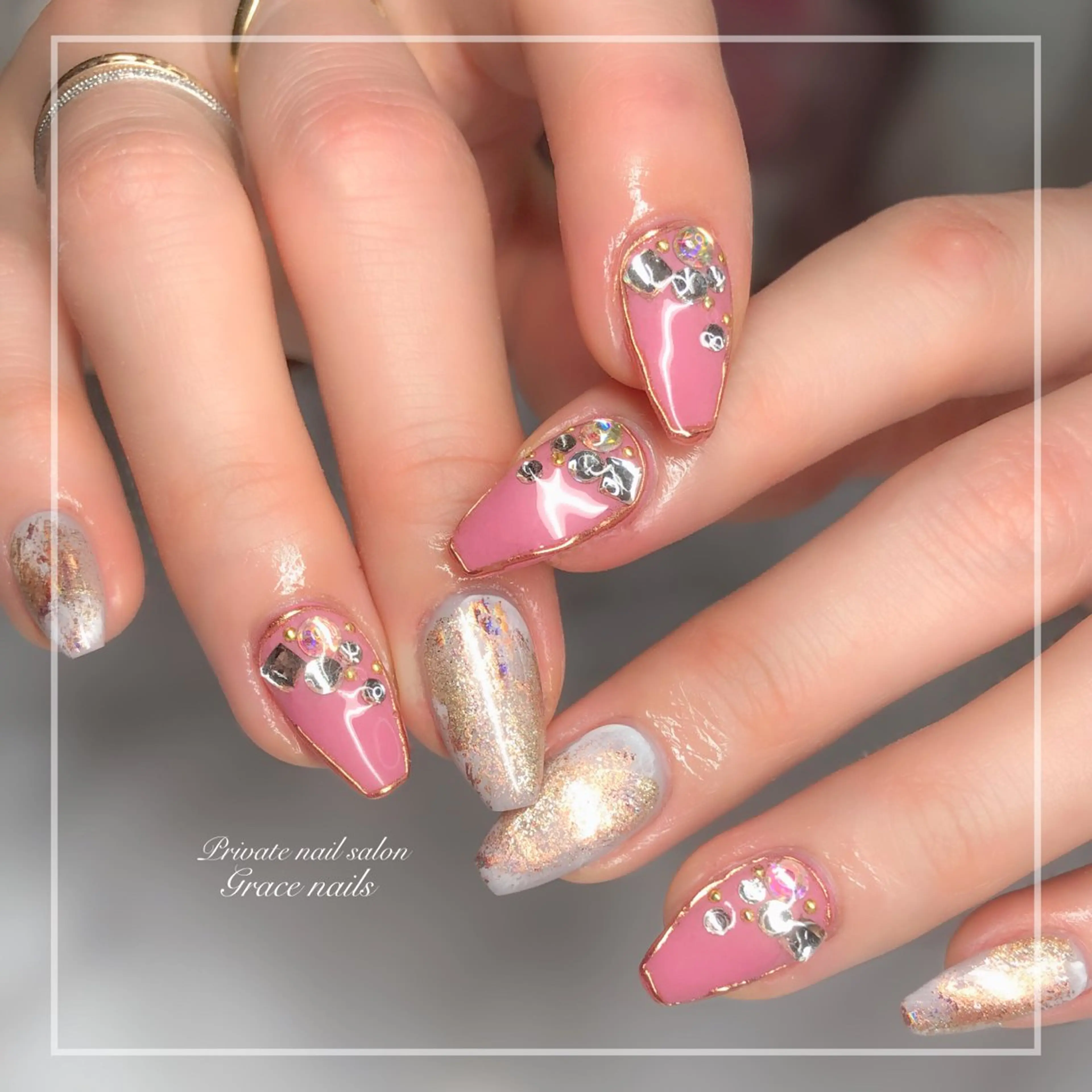 ネイル GRACE NAILSのネイルデザイン