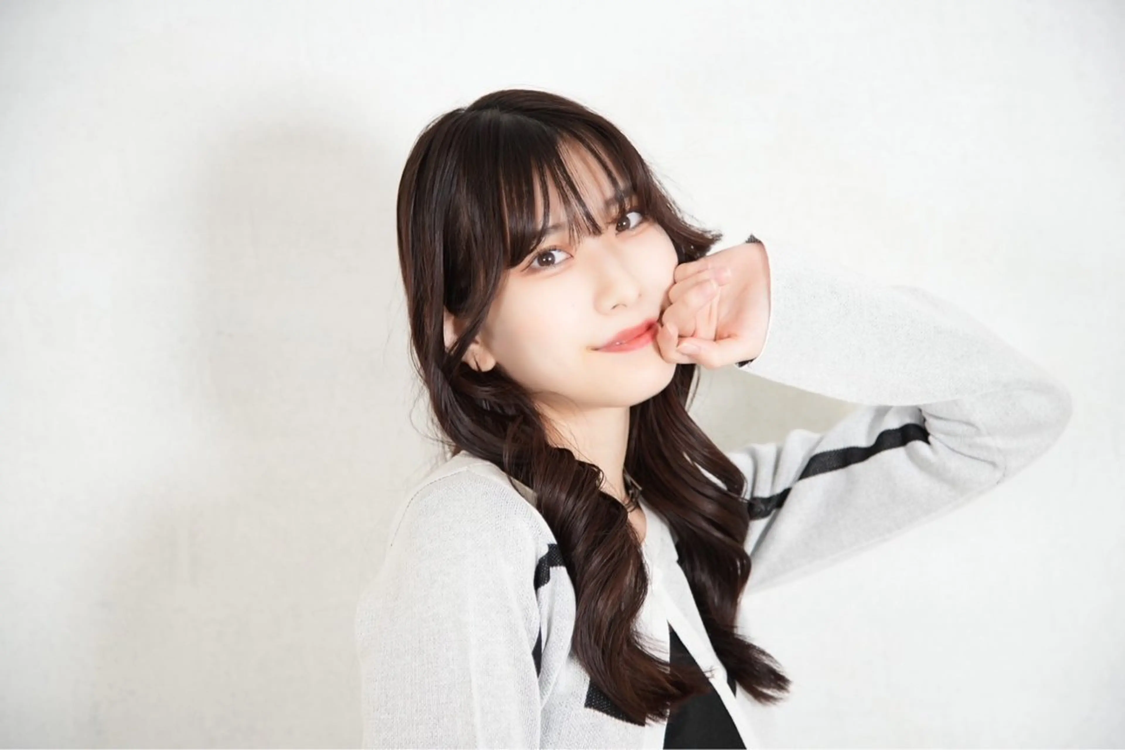 セミロング ハイトーン/透明感/ レイヤー/かずや🦁のヘアスタイル