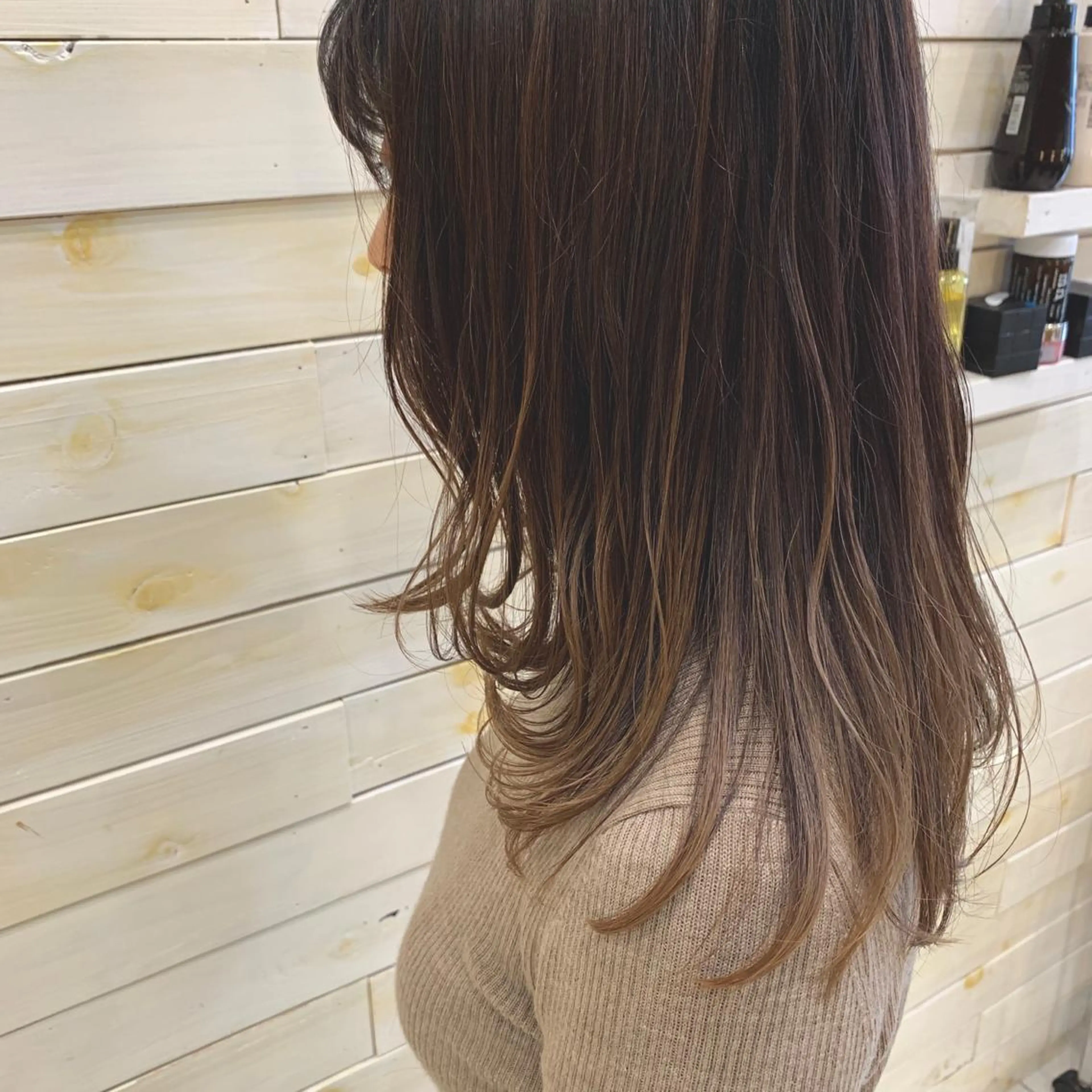 セミロング 黒田瀬奈/ボブ まろやかベージュのヘアスタイル