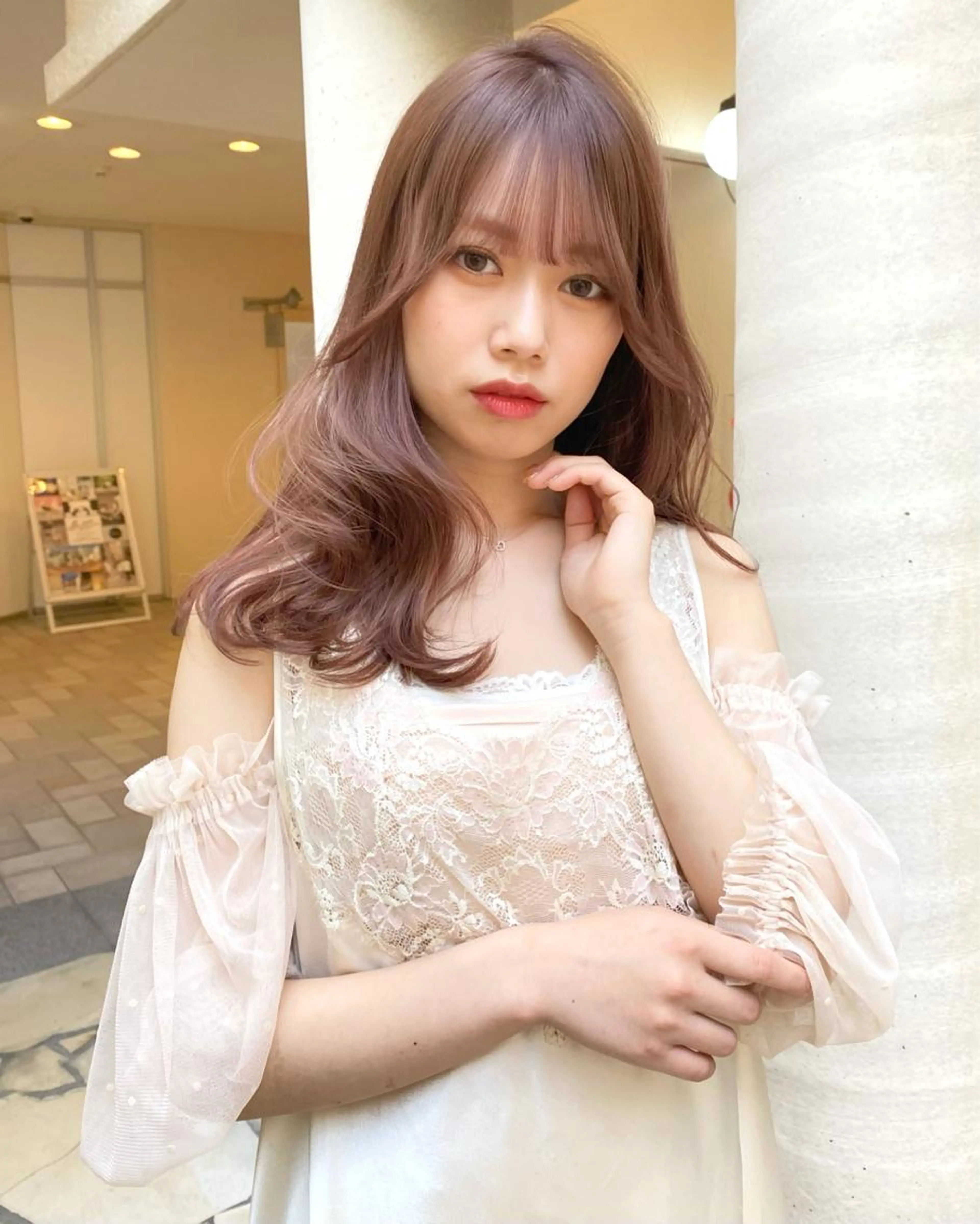 前髪.顔まわりカット🪡🎀お家でも簡単にふわっとスタイリングの再現が出来るカットです♡小顔効果も抜群です🧚🏻♂️の写真