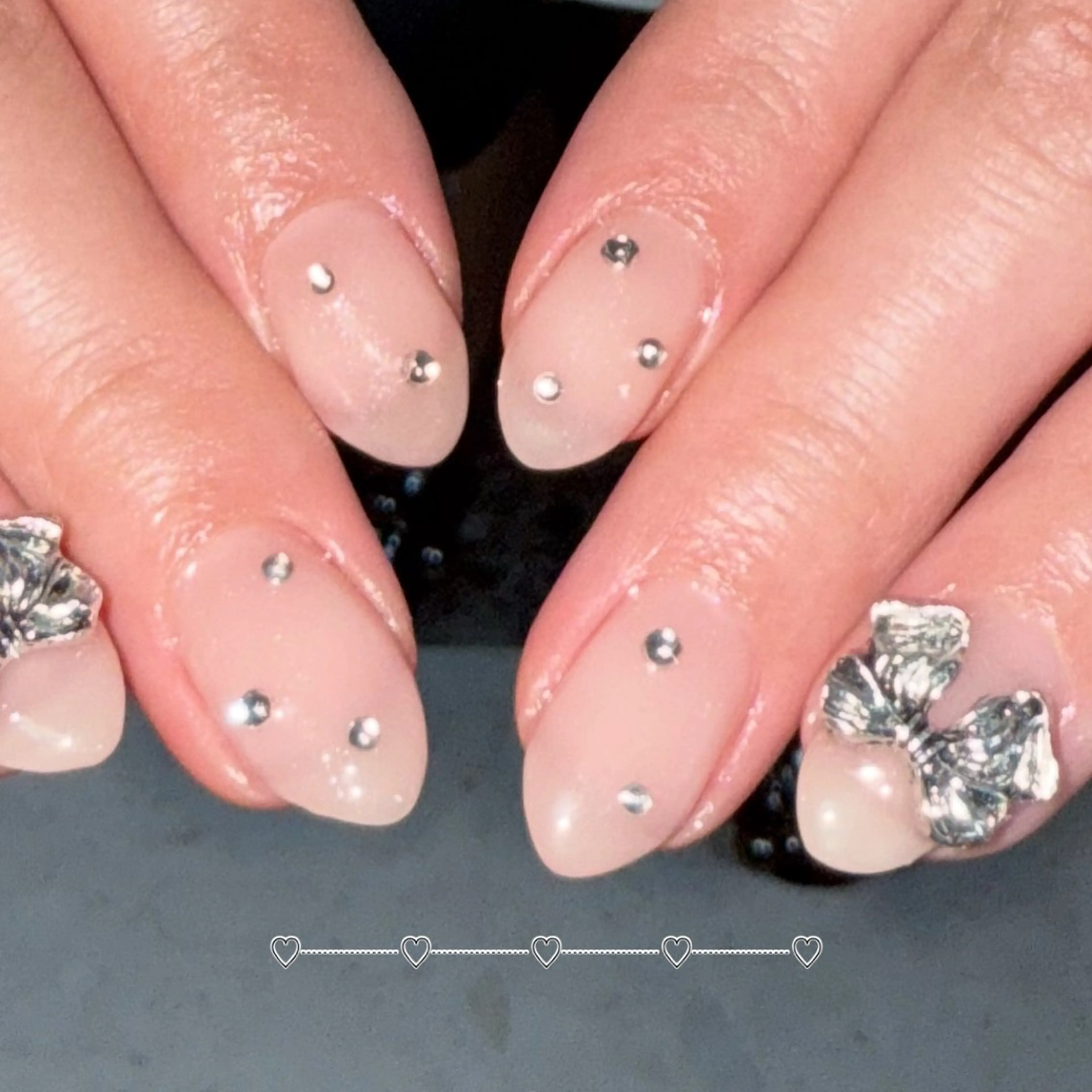 ネイル キラキラネイル オフィスネイル シンプルネイル ハンドネイル posa nail モエミのネイルデザイン