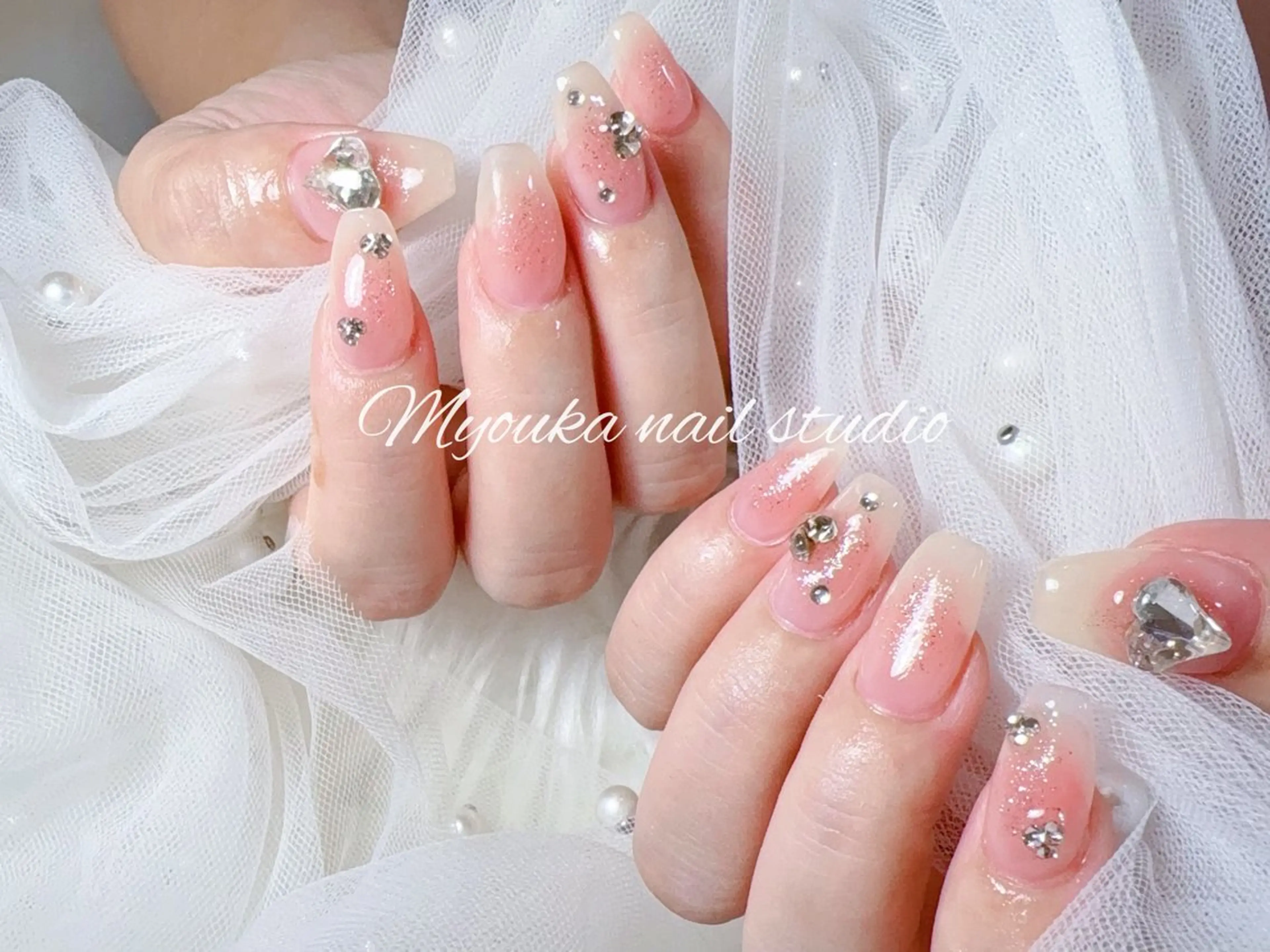 ネイル チークネイル 長さ出し フットネイル ジェルネイル グラデーション ハンドネイル ハンドケア Myouka 板橋区大山駅前店のネイルデザイン