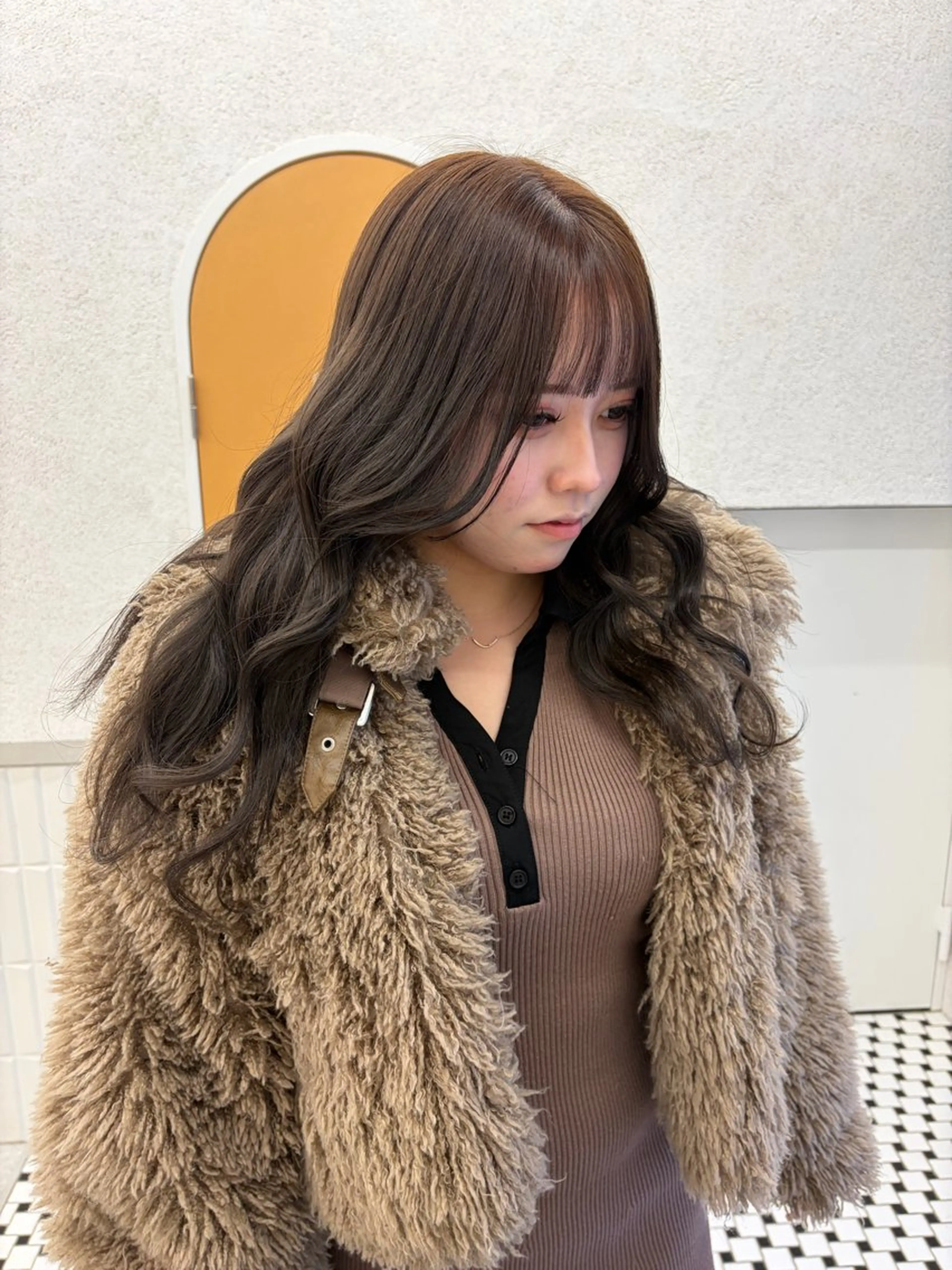 ロング ヘアカラー リン🔔ボブ cut 柔らかベージュ🤎のヘアスタイル