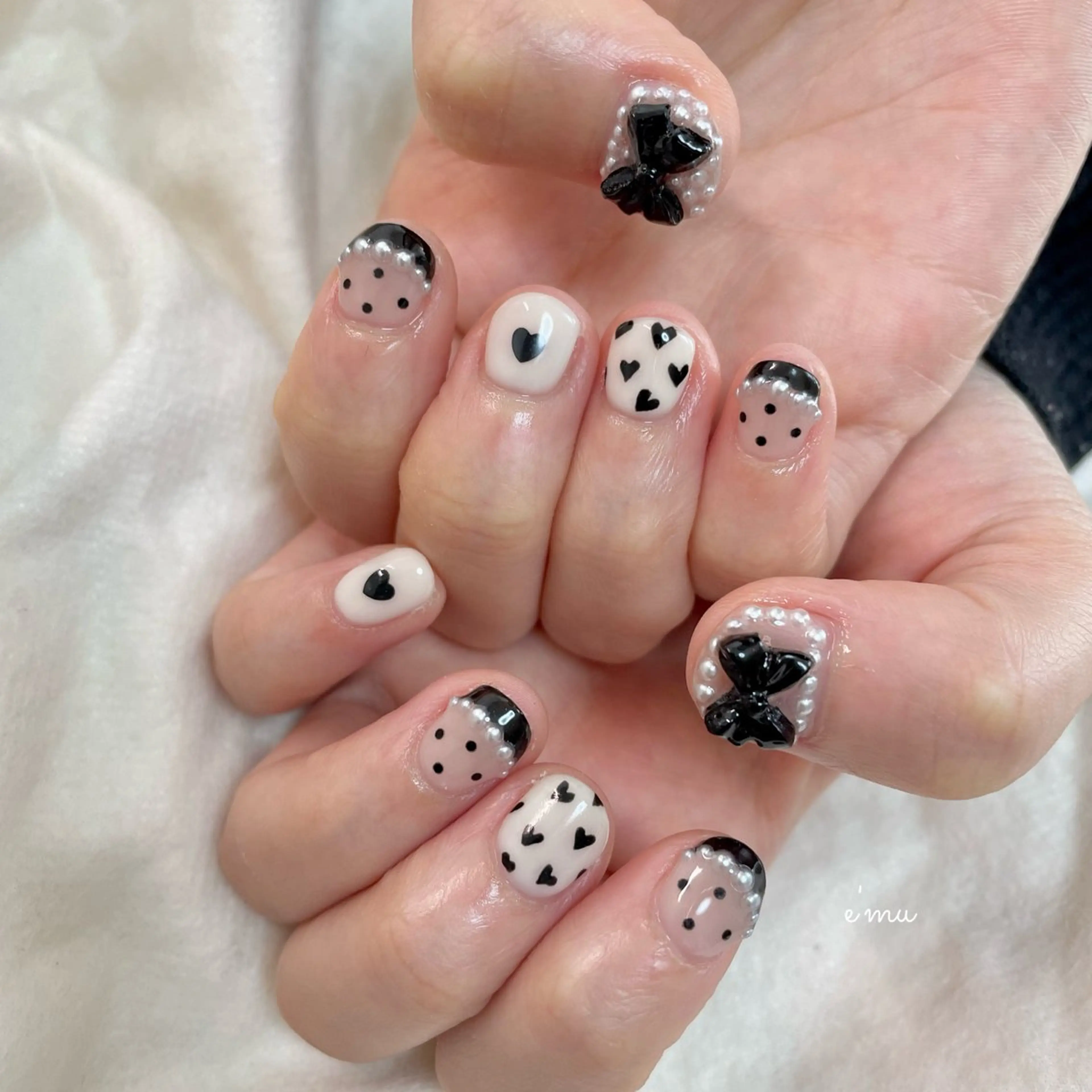 ネイル フレンチネイル ガーリー ハンドネイル nail salon e'mu💐のネイルデザイン