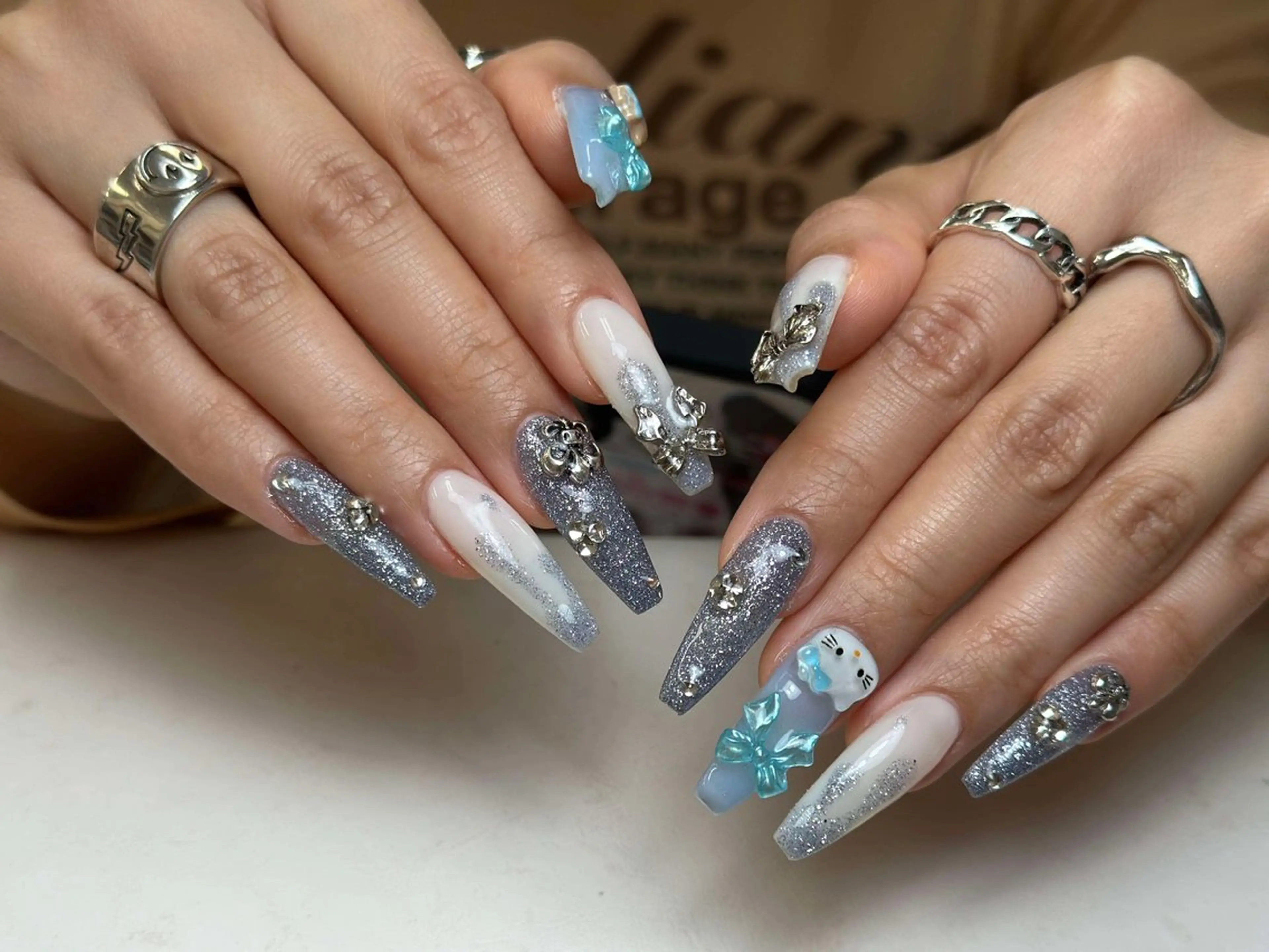 ネイル アートネイル フレンチネイル ジェルネイル ニュアンスネイル オフィスネイル Nie Nail Shinokuboのネイルデザイン