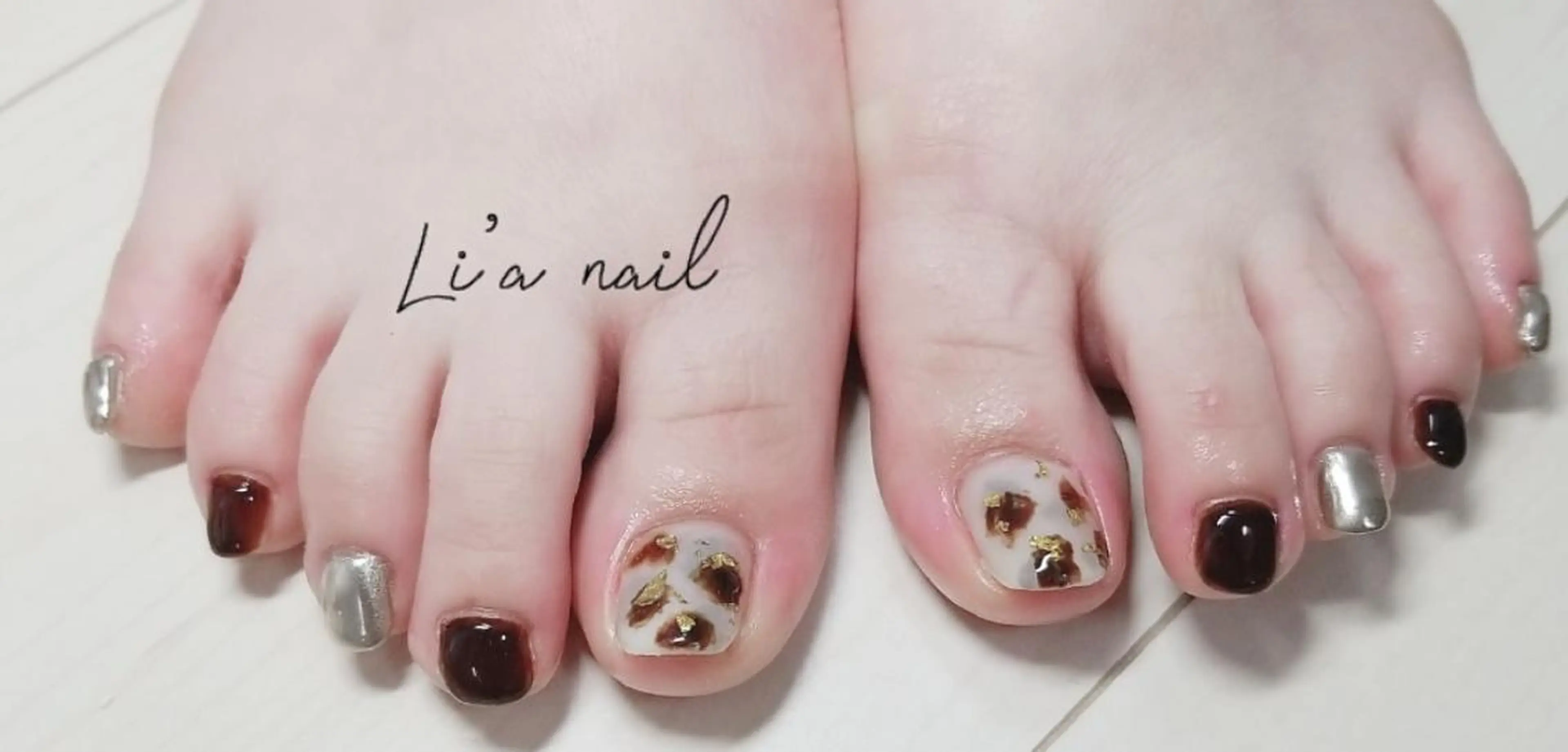 ネイル フットネイル シンプルネイル Li'a  nailのネイルデザイン
