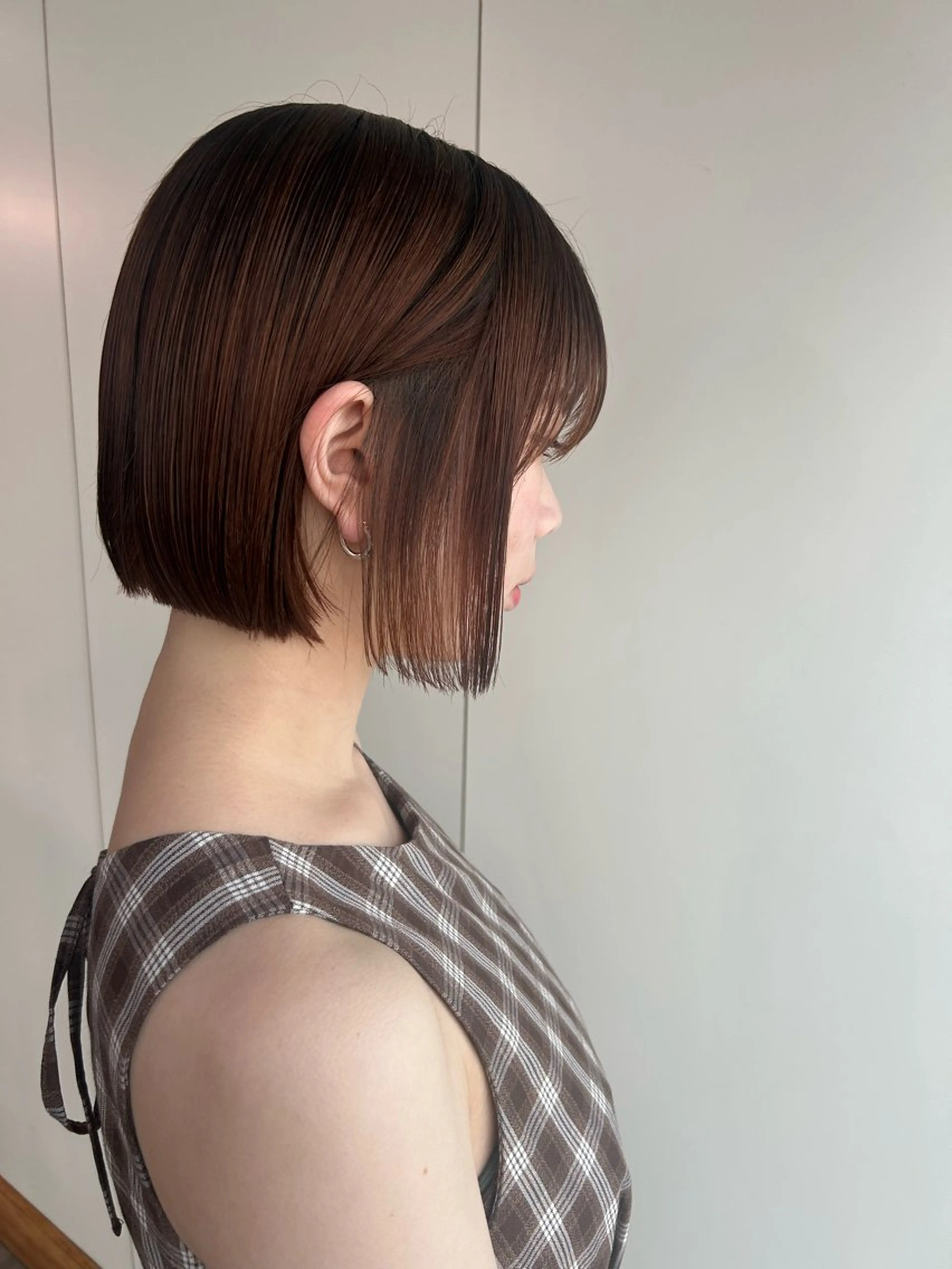 ショート 切りっぱなしボブ ボブ 縮毛矯正 トリートメント 小倉/レイヤー/ 顔周りカット/naoのヘアスタイル