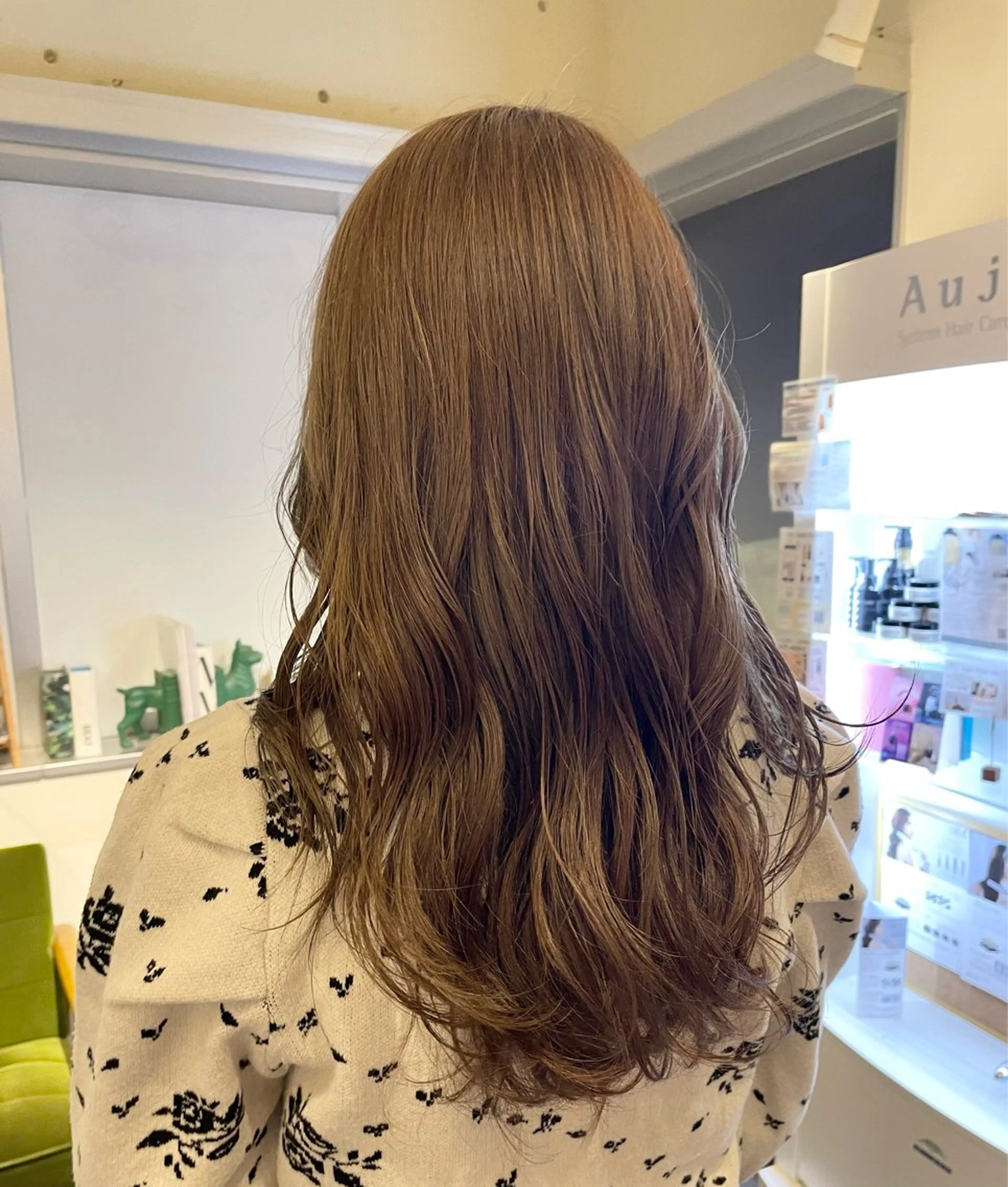 ロング ヘアカラー 加藤 未夢のヘアスタイル